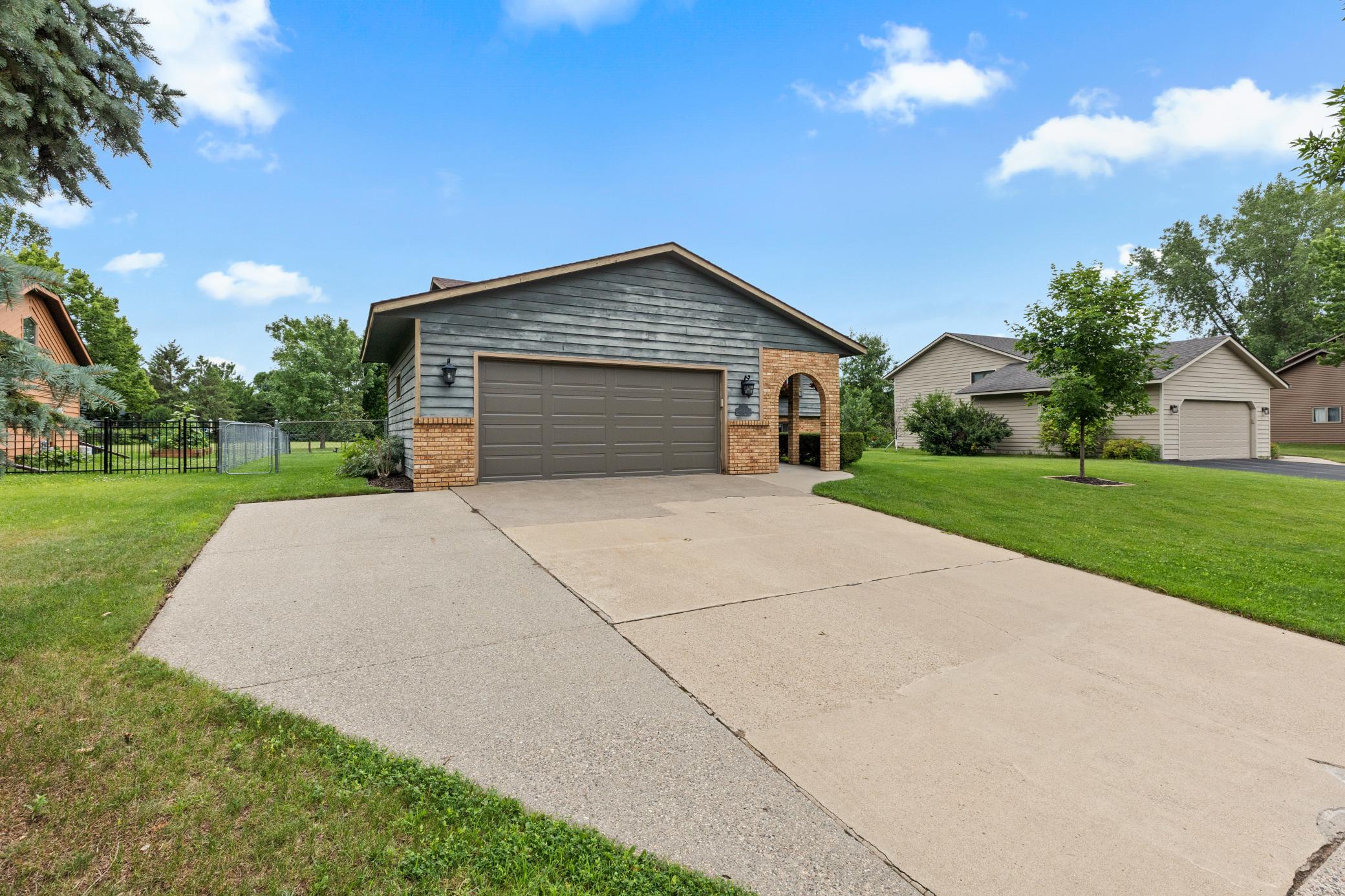 2705 Stearns Way Property Photo 37