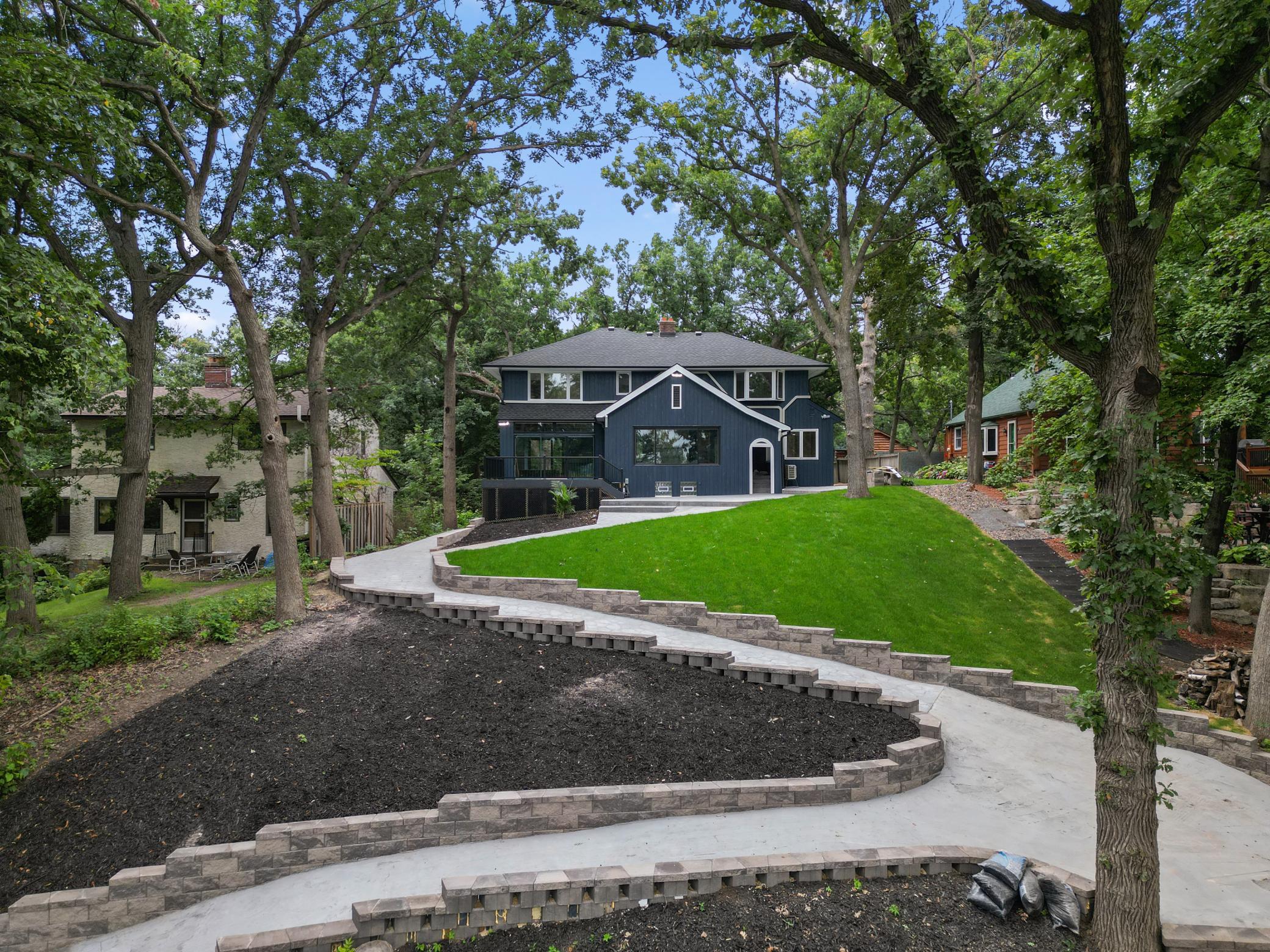 2020 Arcade Street Property Photo 2