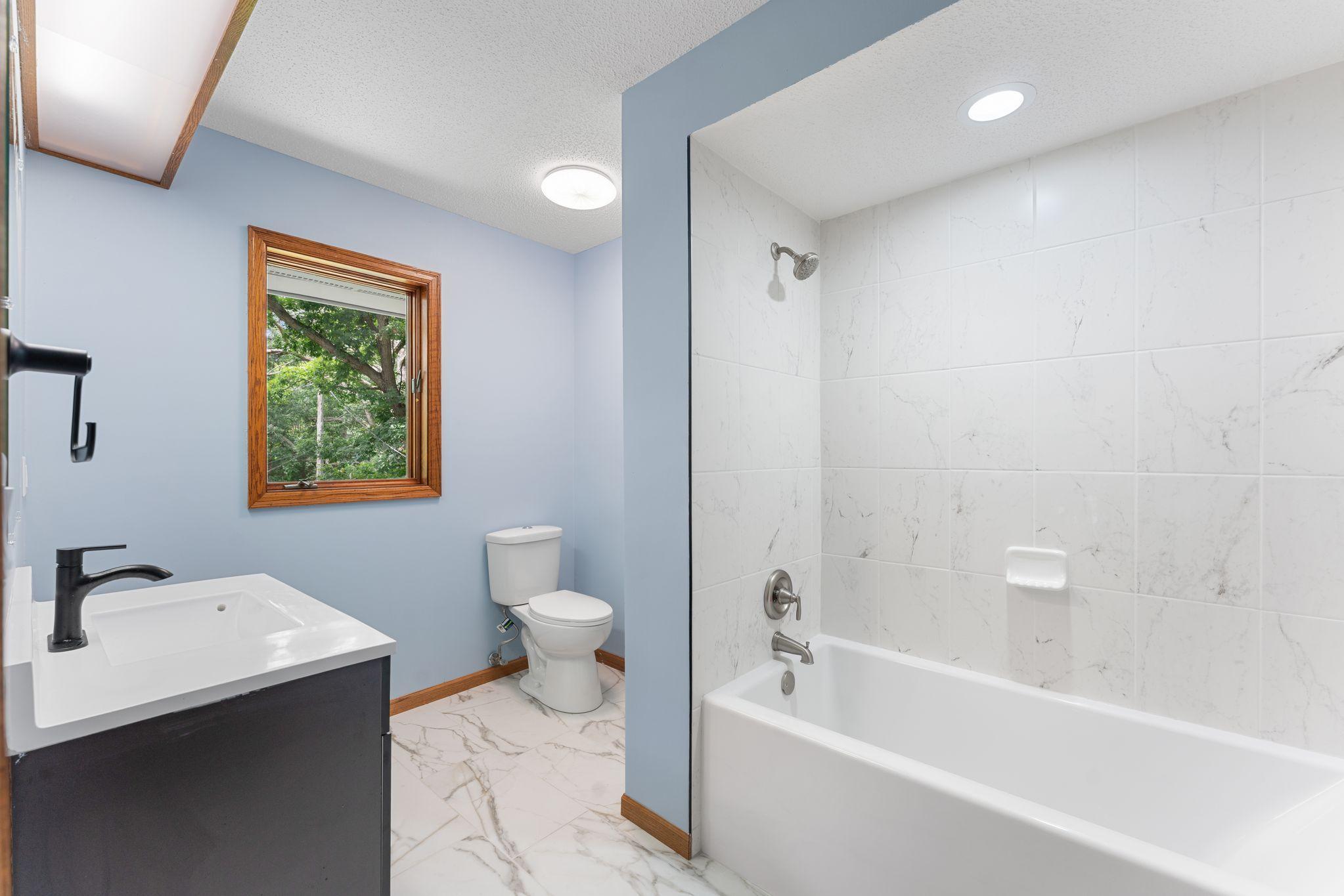 2020 Arcade Street Property Photo 25