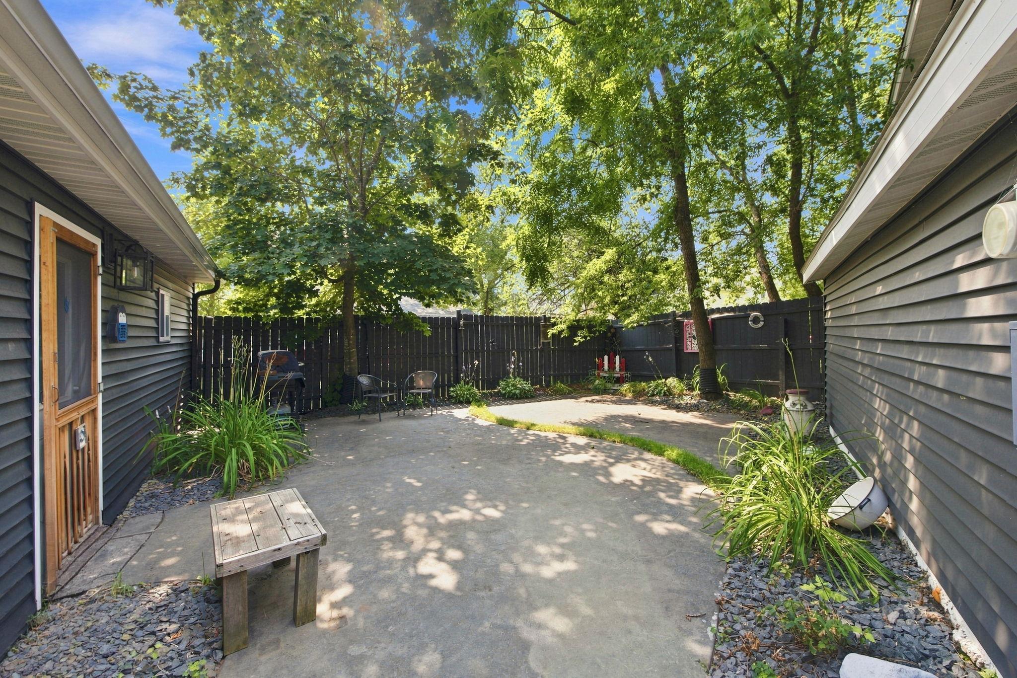 906 Scribner Street Property Photo 15