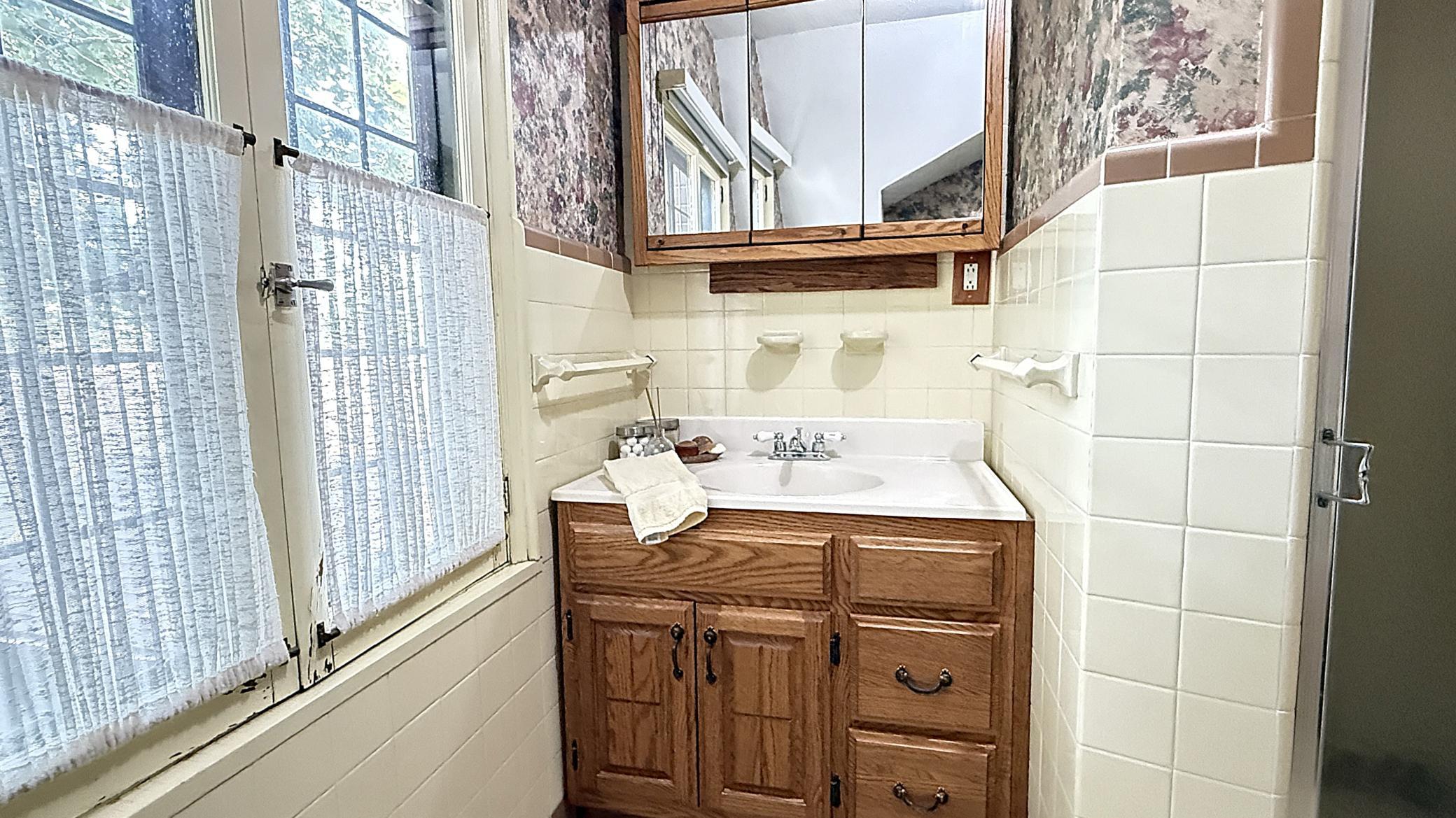 829 3rd Avenue Property Photo 44
