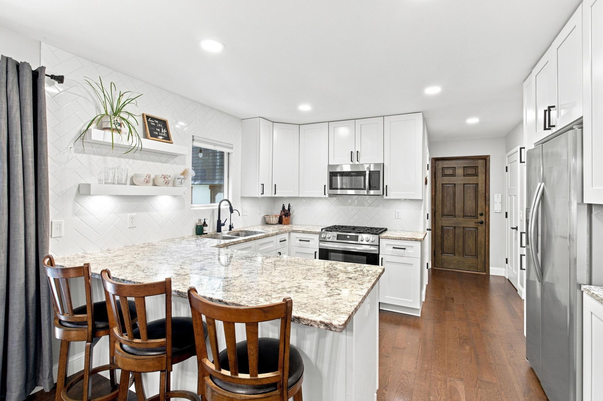 10217 Valley Forge Lane N Property Photo 1