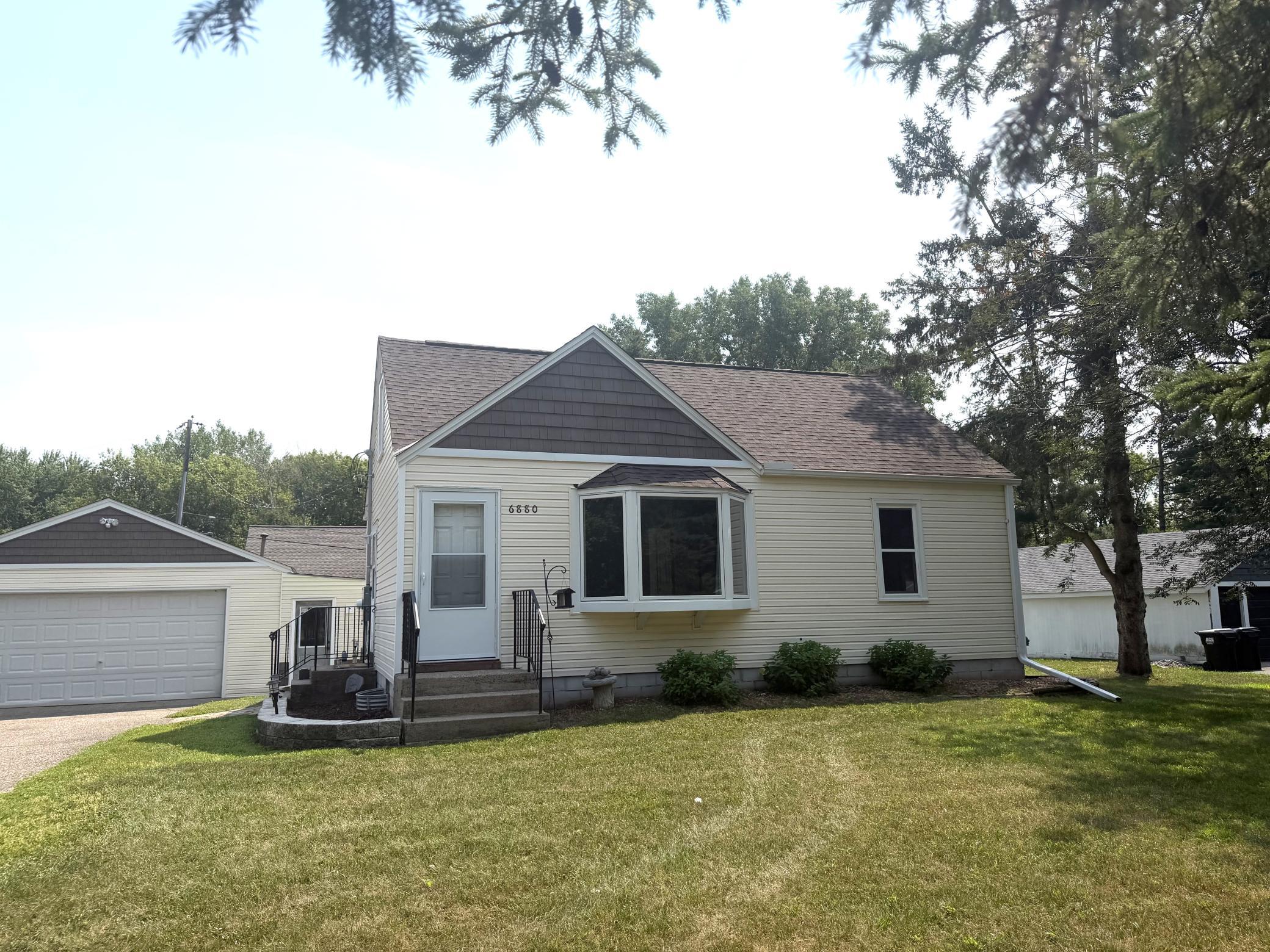 6880 Rustic Lane Property Photo 1