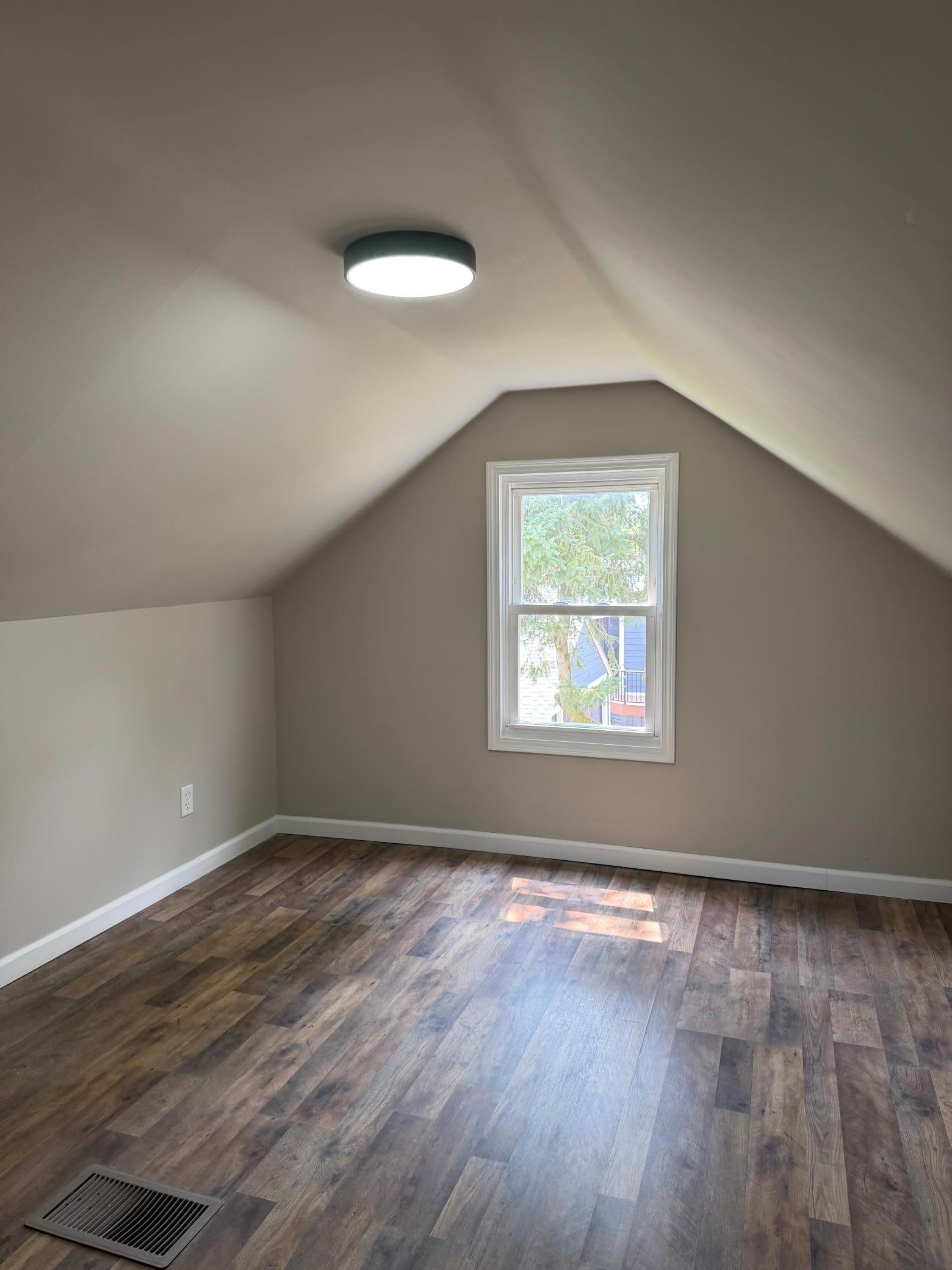 6880 Rustic Lane Property Photo 14