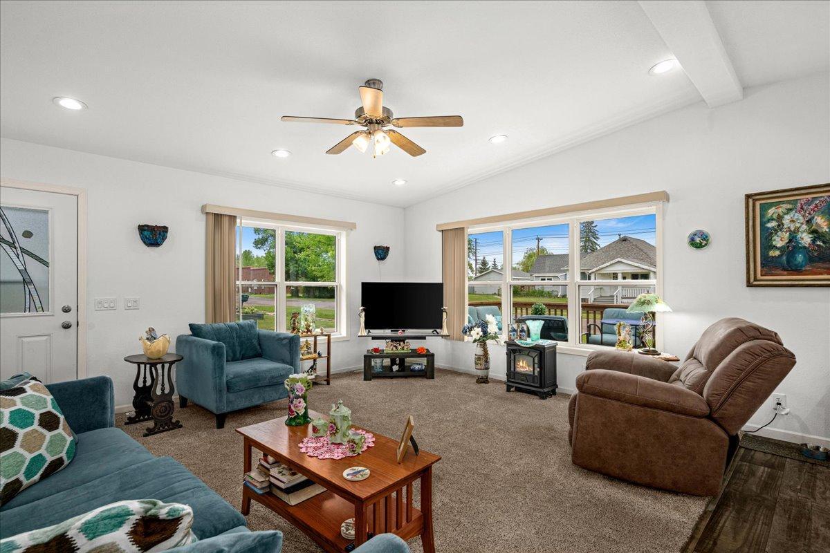 1209 96th Avenue W Property Photo 14