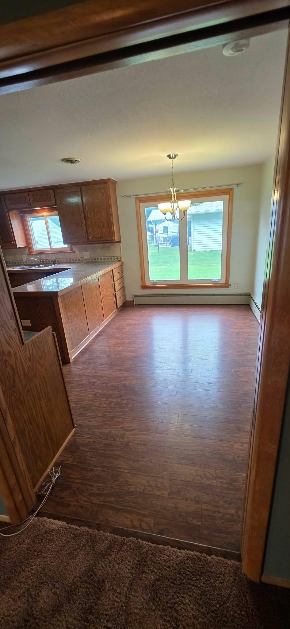 107 Park Avenue E Property Photo 27