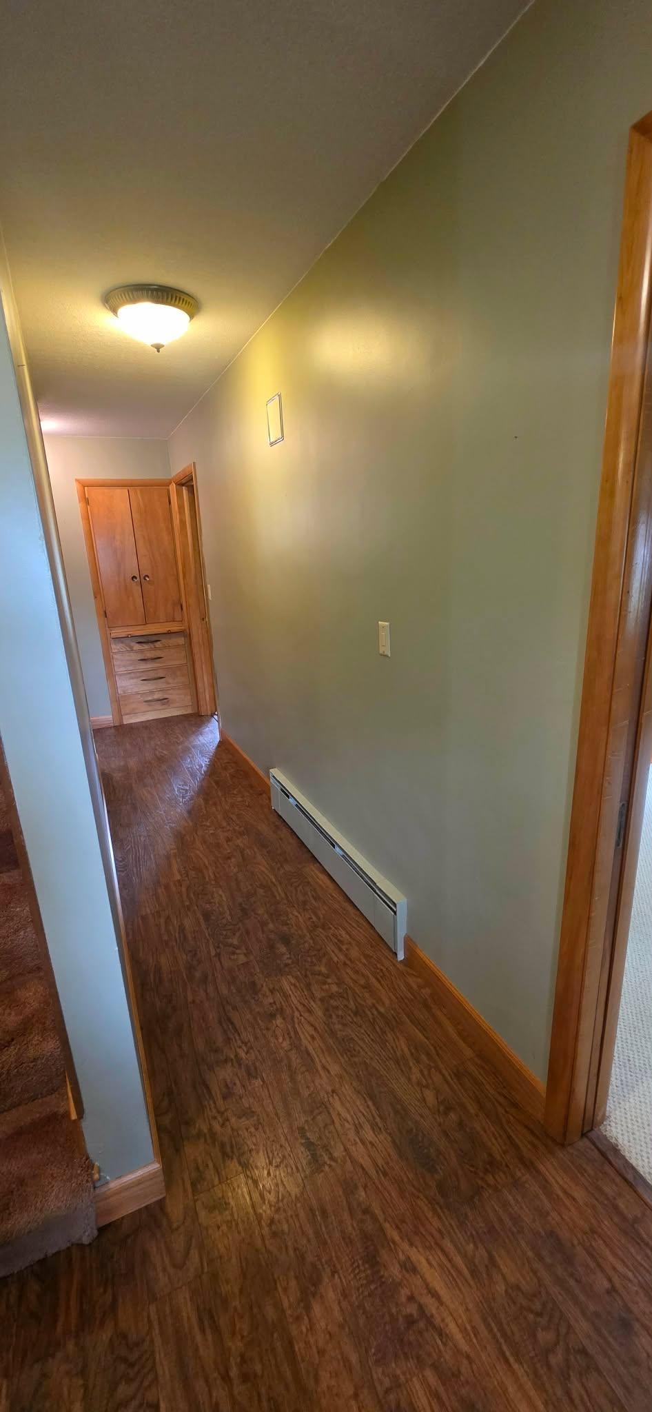 107 Park Avenue E Property Photo 32