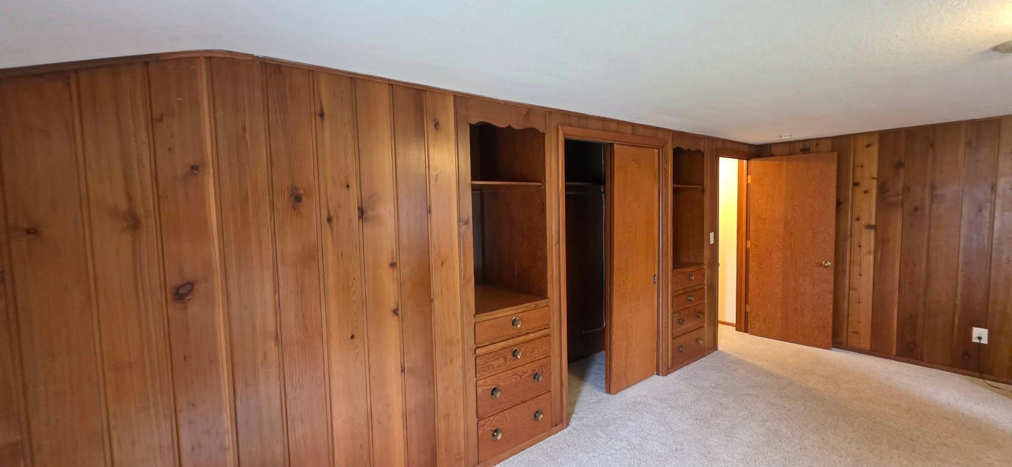 107 Park Avenue E Property Photo 70
