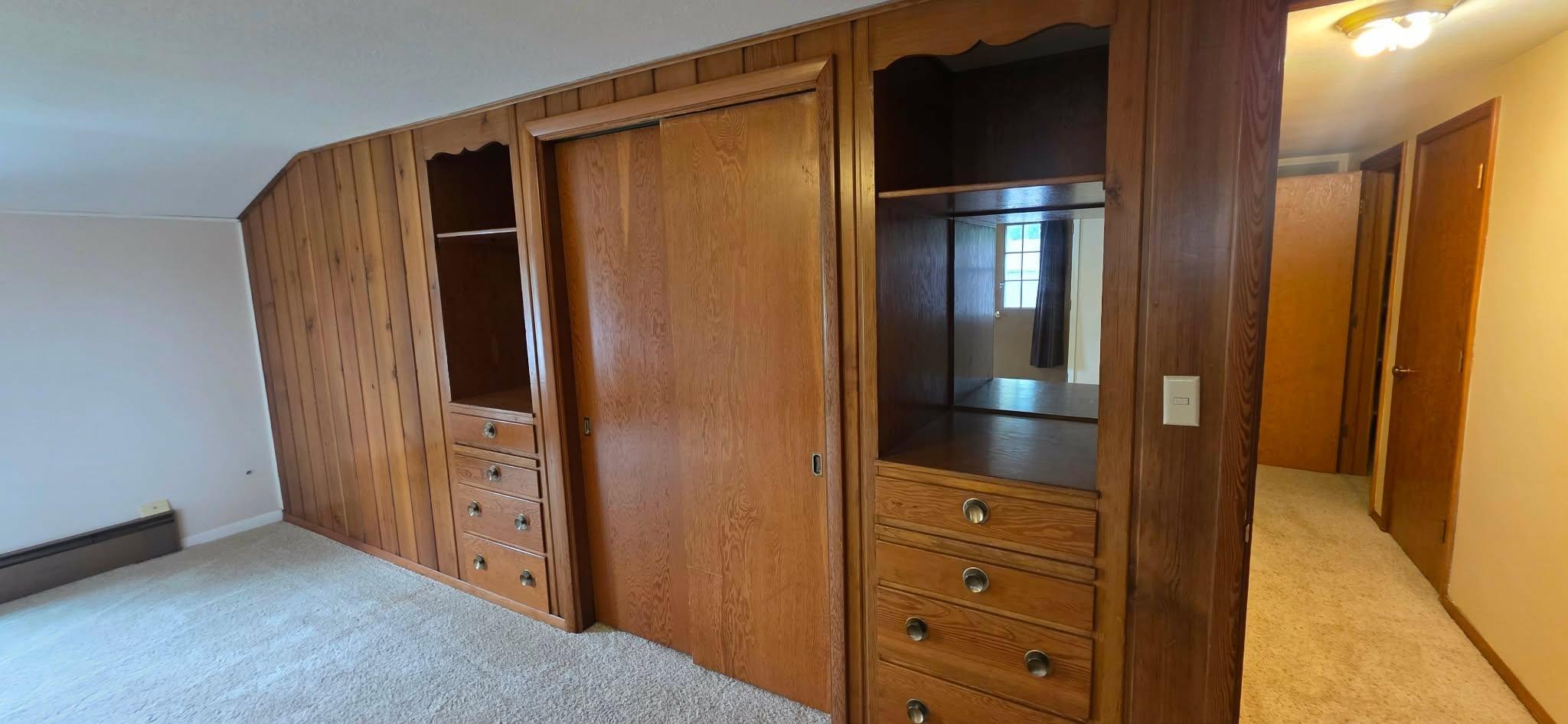 107 Park Avenue E Property Photo 72