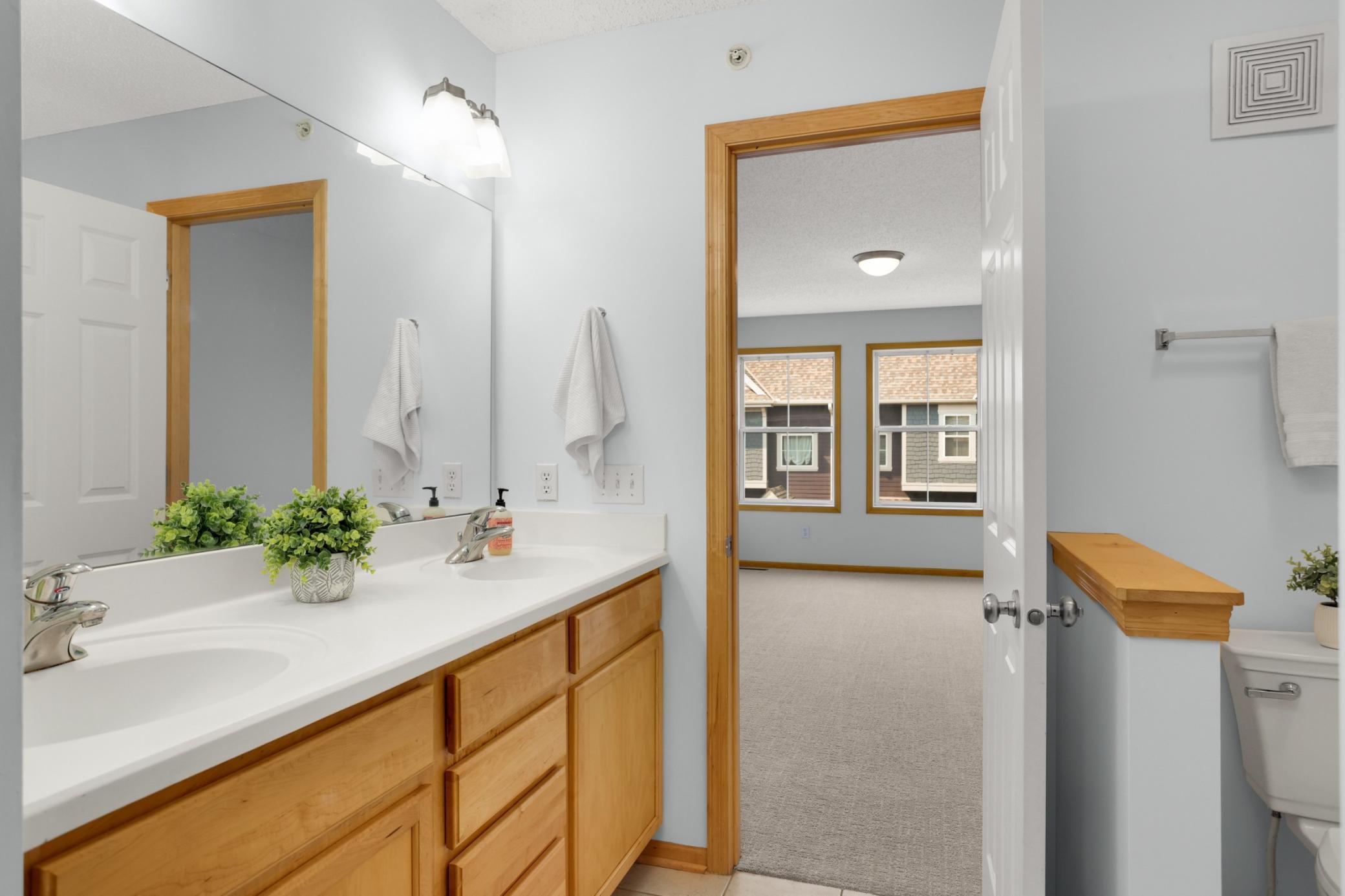 15558 Eagle Ridge Road 1305 Property Photo 13