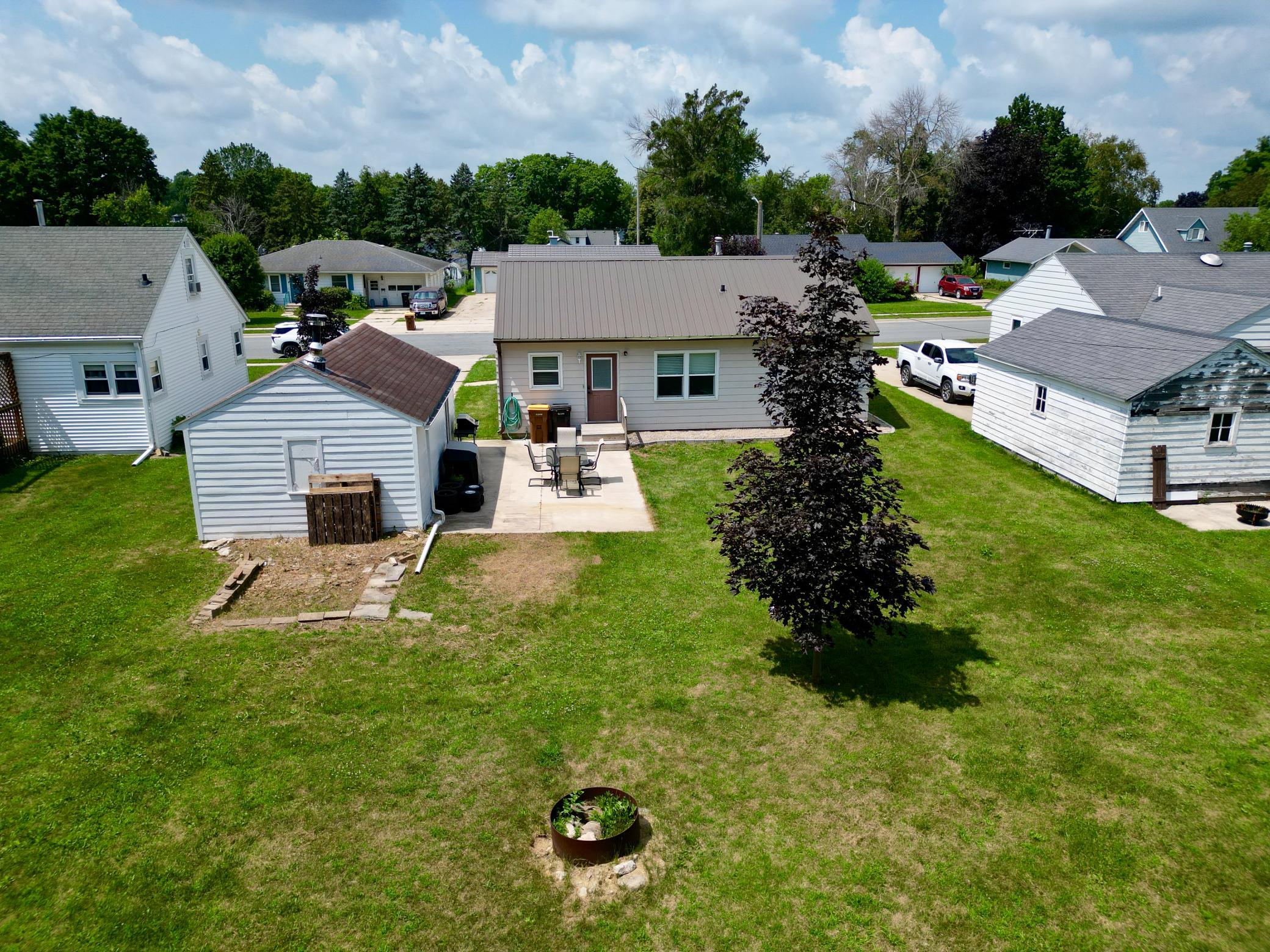 617 Lyndale Avenue Property Photo 3