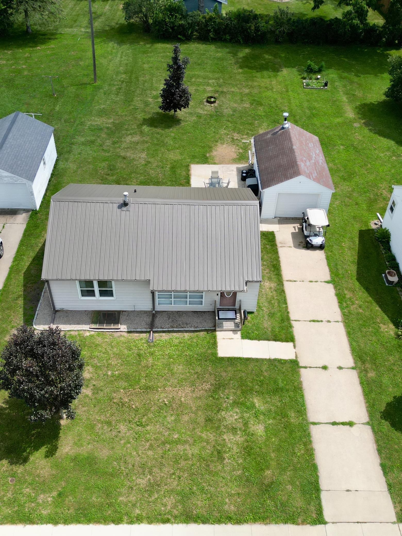617 Lyndale Avenue Property Photo 4