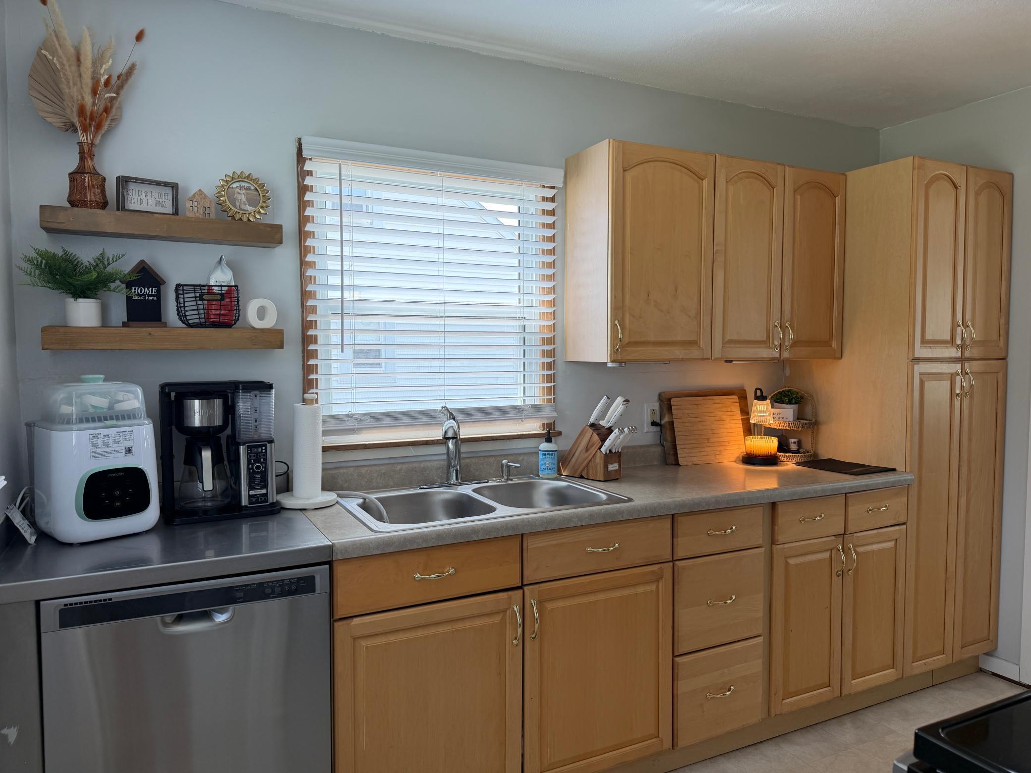617 Lyndale Avenue Property Photo 5