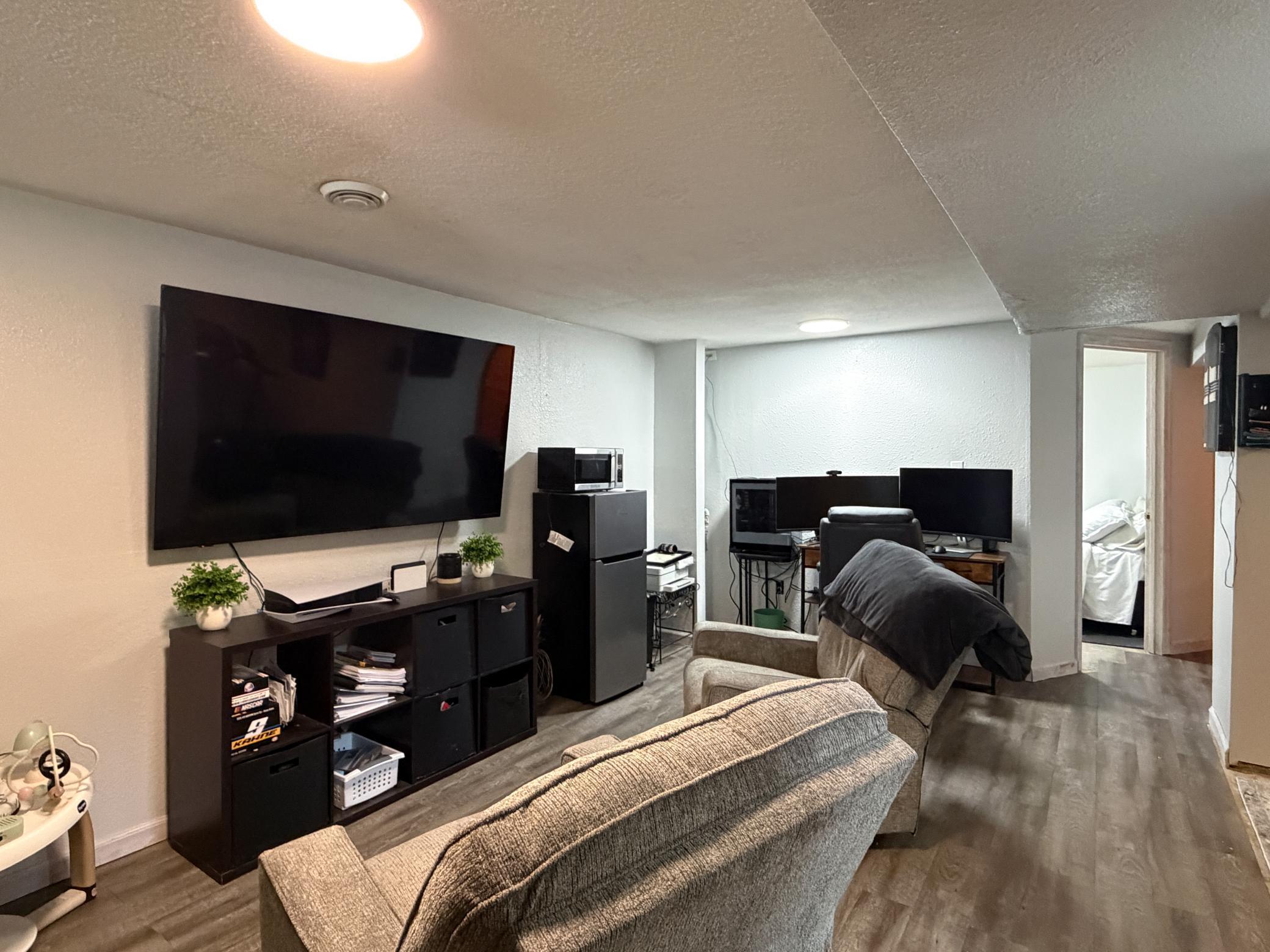 617 Lyndale Avenue Property Photo 14