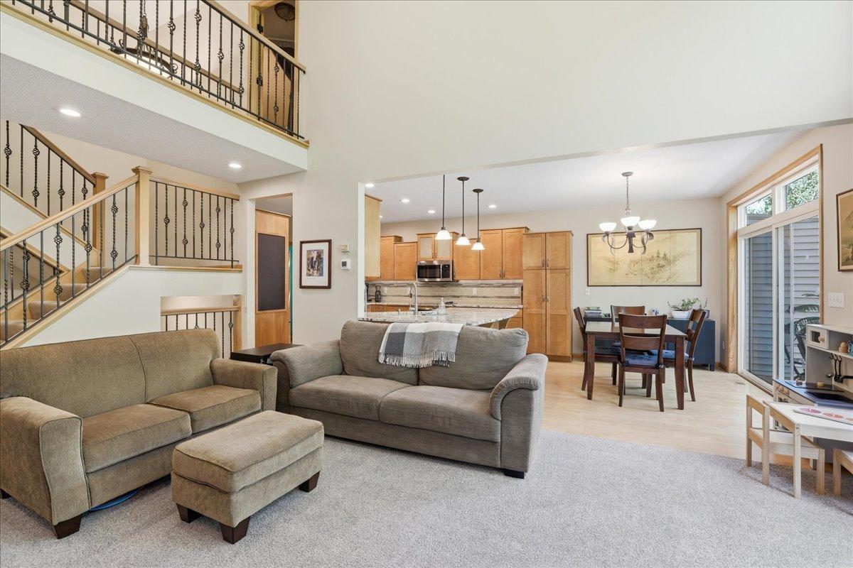 15595 Cherry Path Property Photo 9