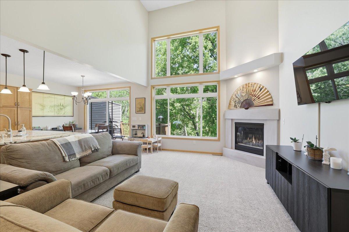 15595 Cherry Path Property Photo 10