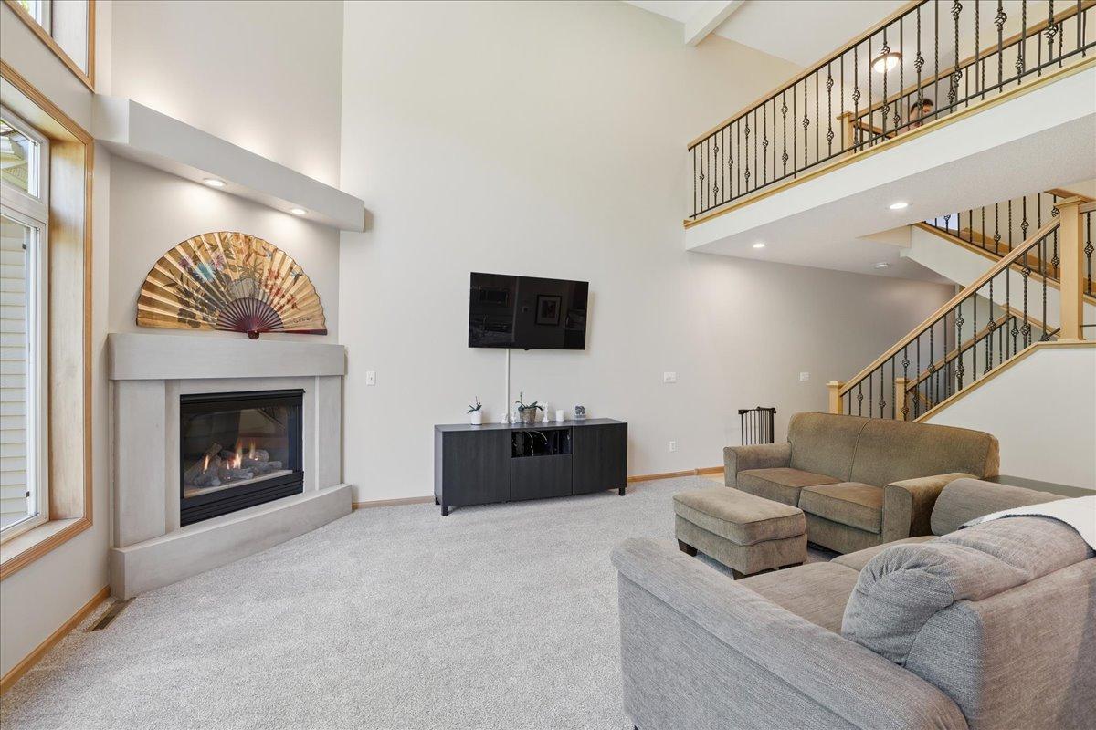 15595 Cherry Path Property Photo 11
