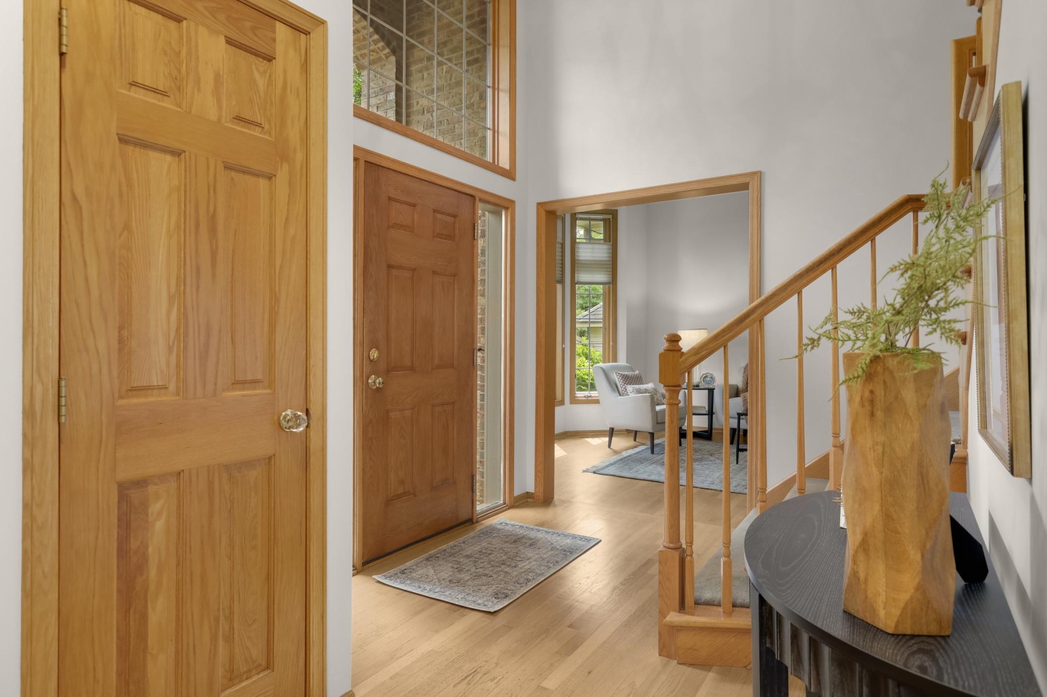 5715 Pond Drive Property Photo 3