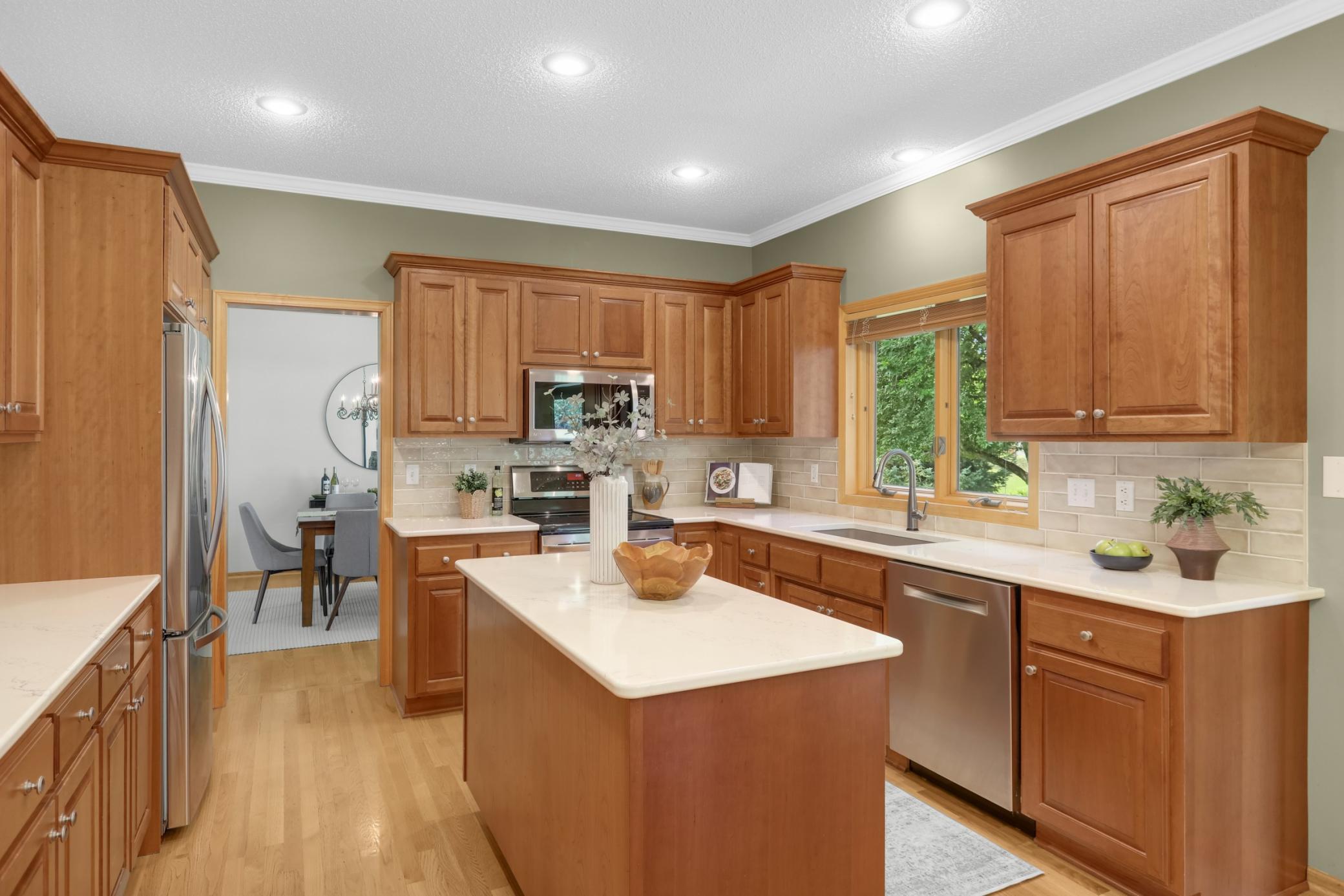 5715 Pond Drive Property Photo 8