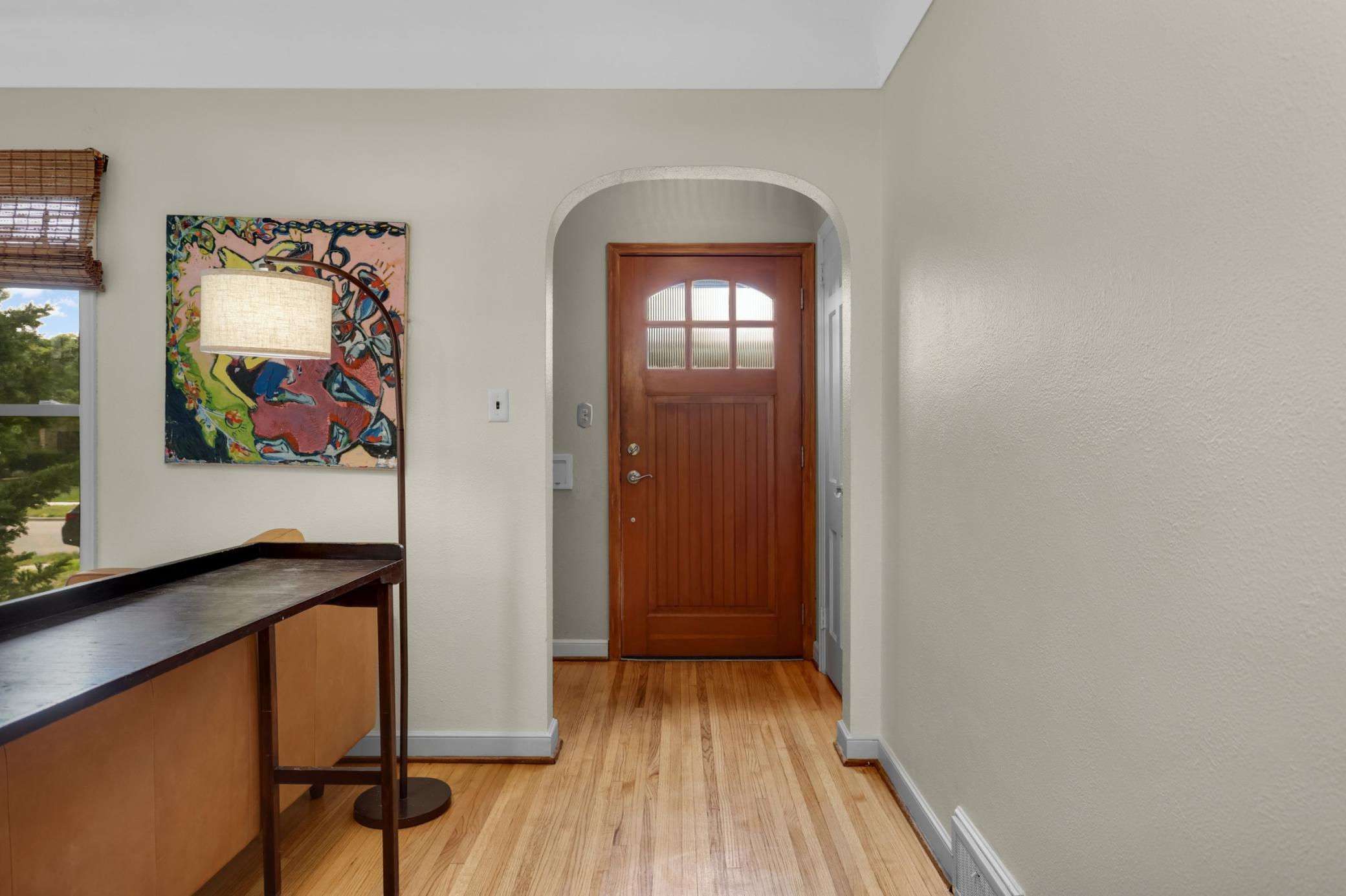 2135 Pinehurst Avenue Property Photo 4