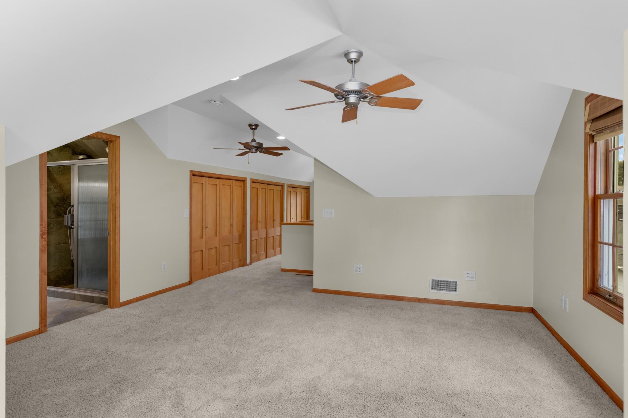2135 Pinehurst Avenue Property Photo 19