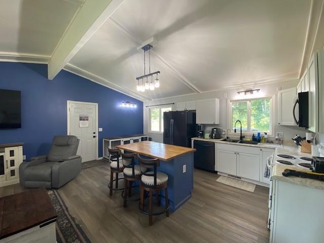 1351 105th Avenue C Property Photo 4