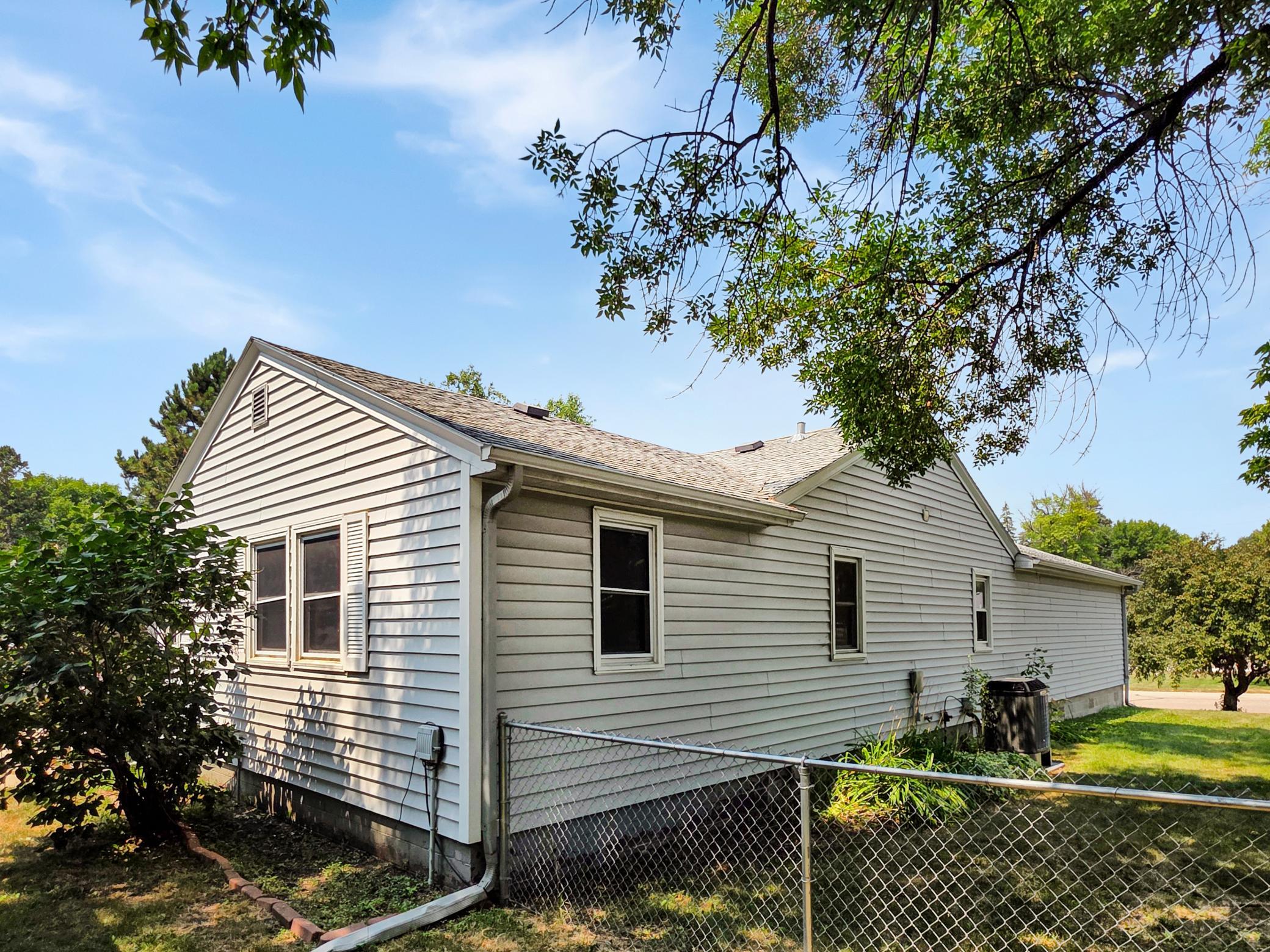 815 1st Street Se Property Photo 26
