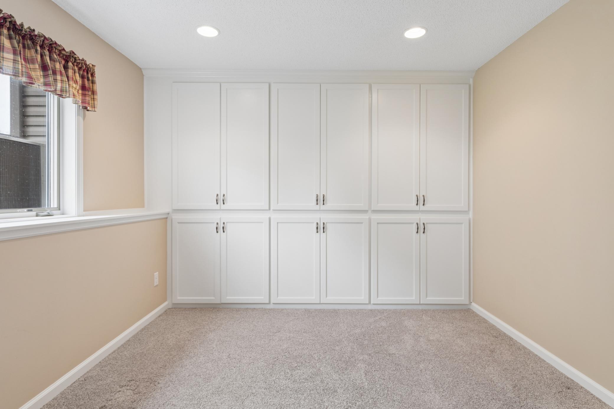 9039 Vickors Crossing Property Photo 26