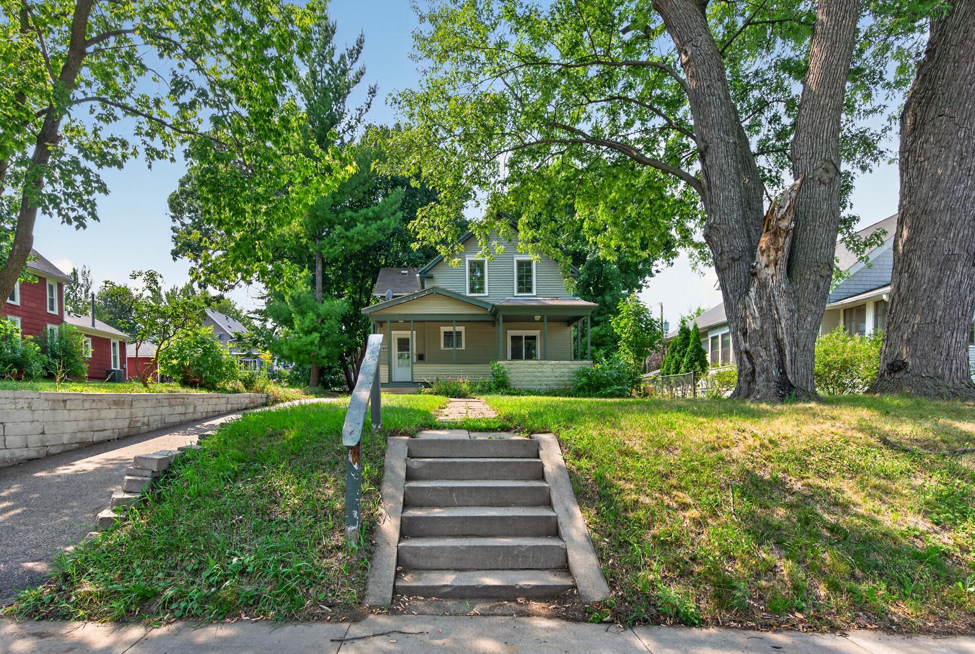 663 Smith Avenue S Property Photo 3
