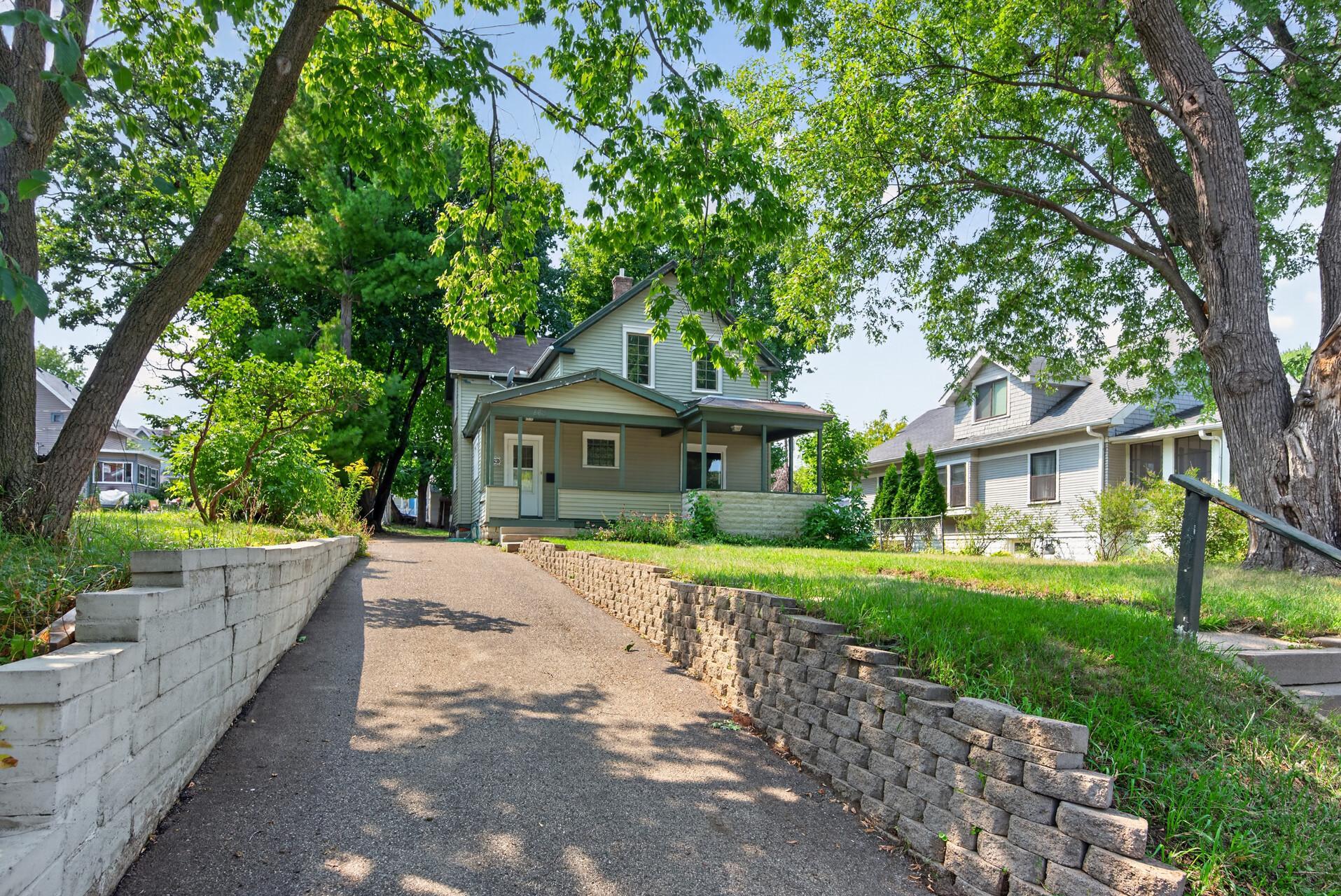 663 Smith Avenue S Property Photo 4