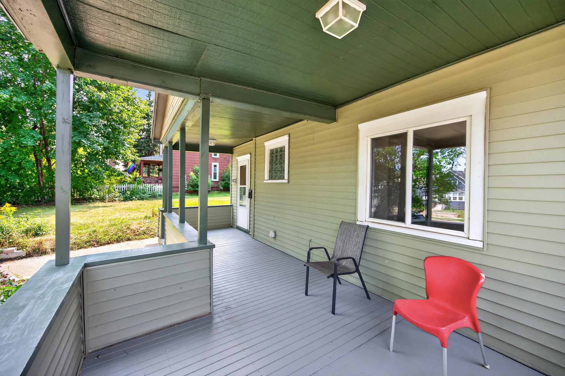 663 Smith Avenue S Property Photo 8