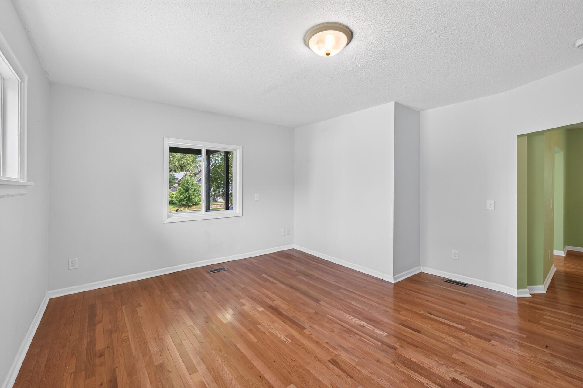 663 Smith Avenue S Property Photo 18