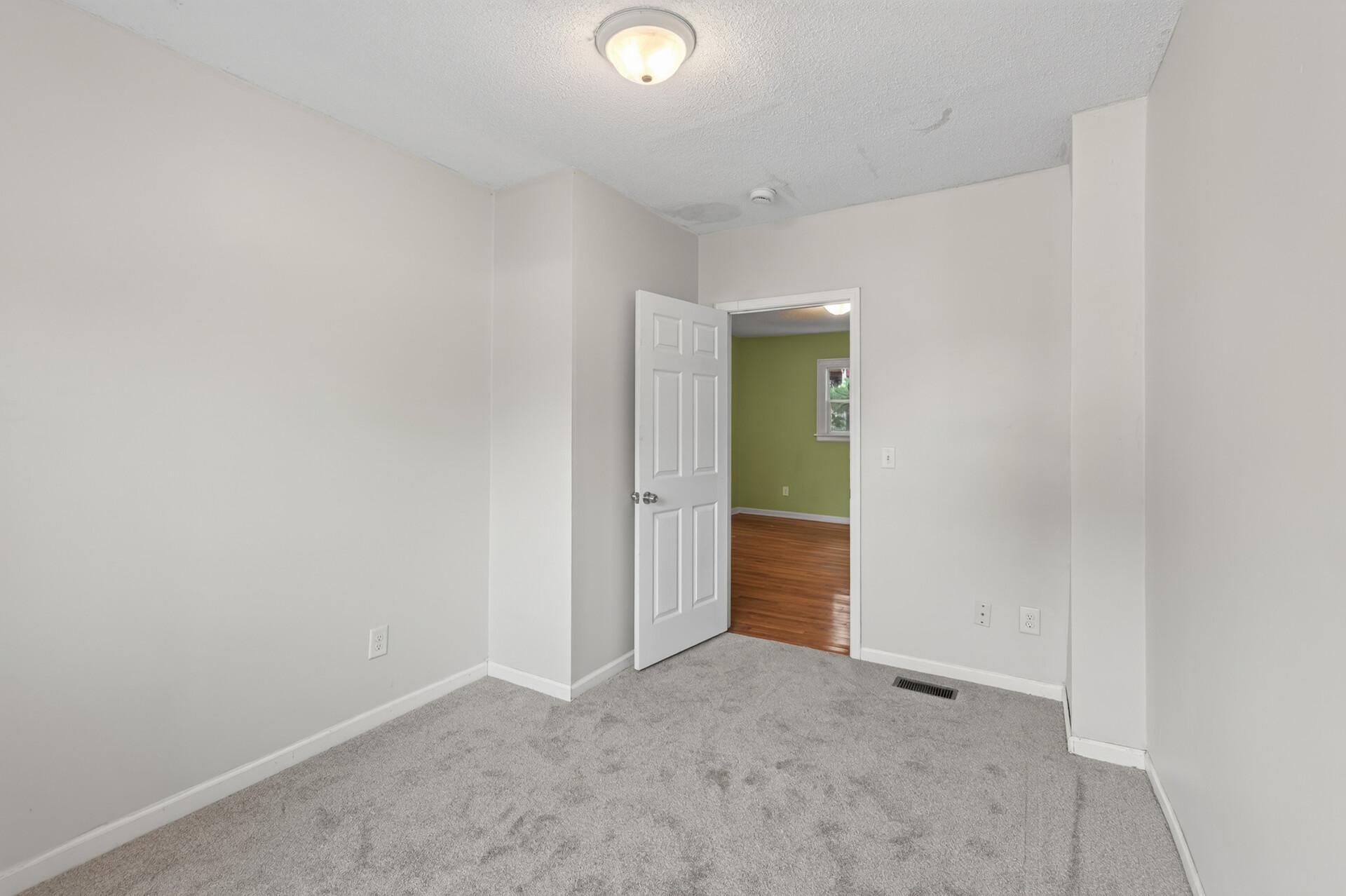 663 Smith Avenue S Property Photo 21