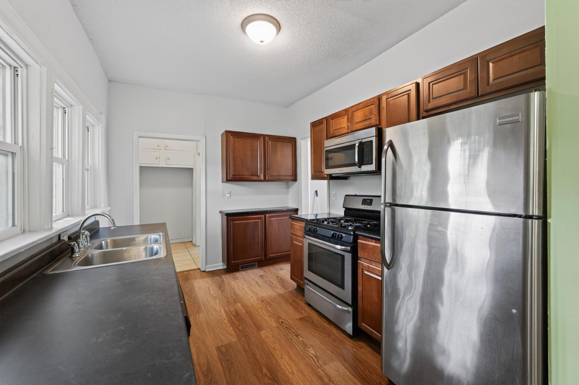 663 Smith Avenue S Property Photo 23