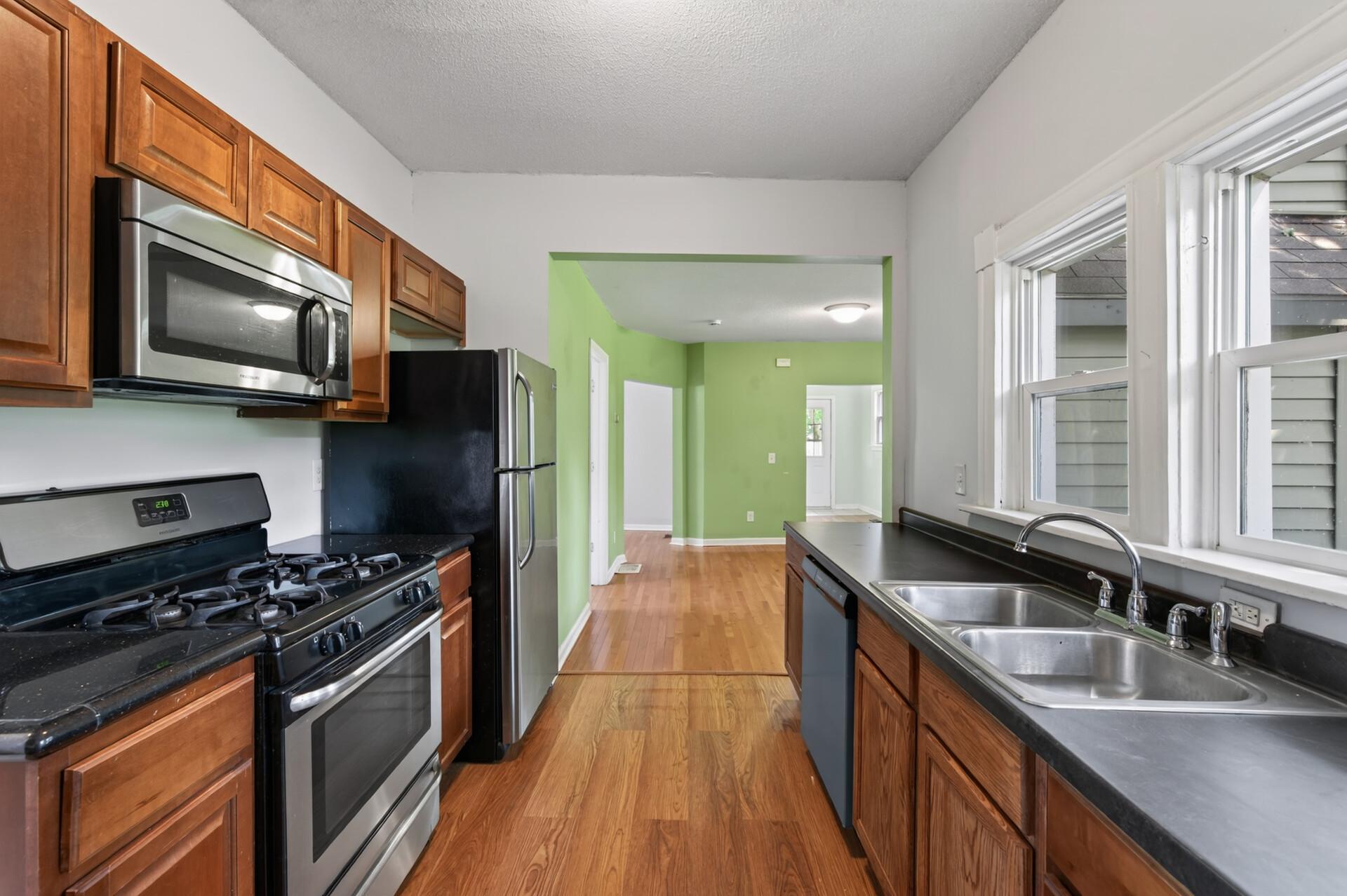 663 Smith Avenue S Property Photo 26