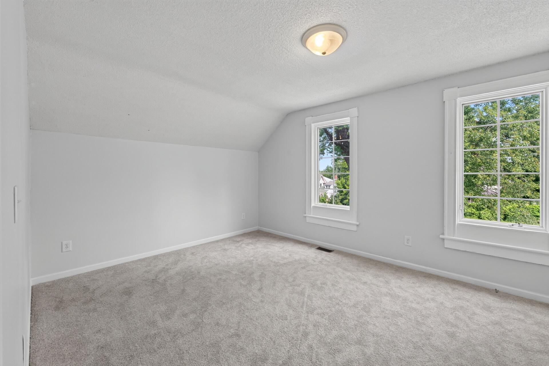 663 Smith Avenue S Property Photo 30