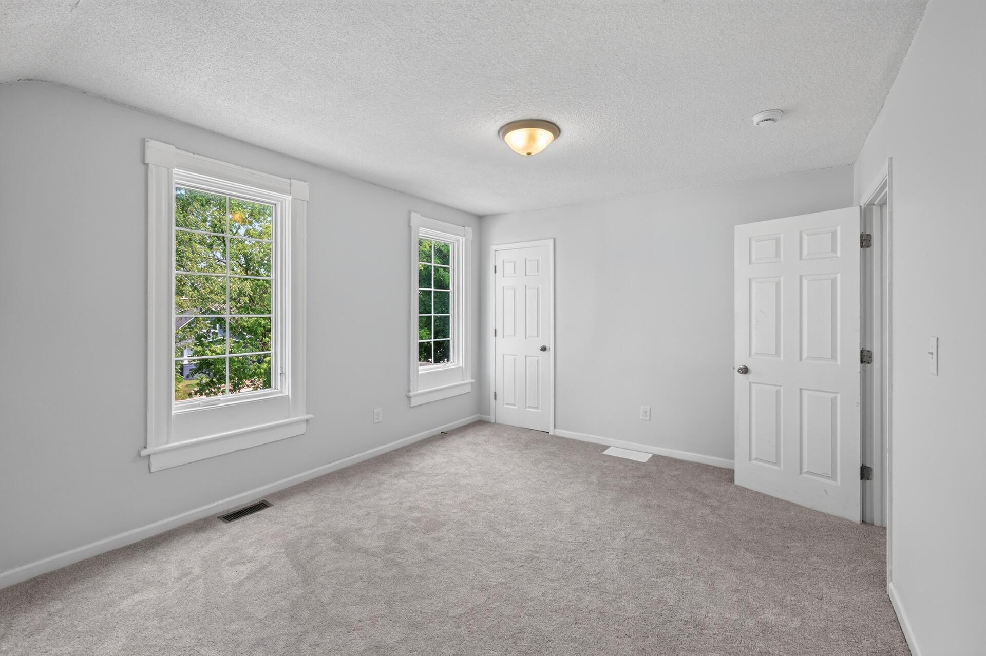 663 Smith Avenue S Property Photo 31