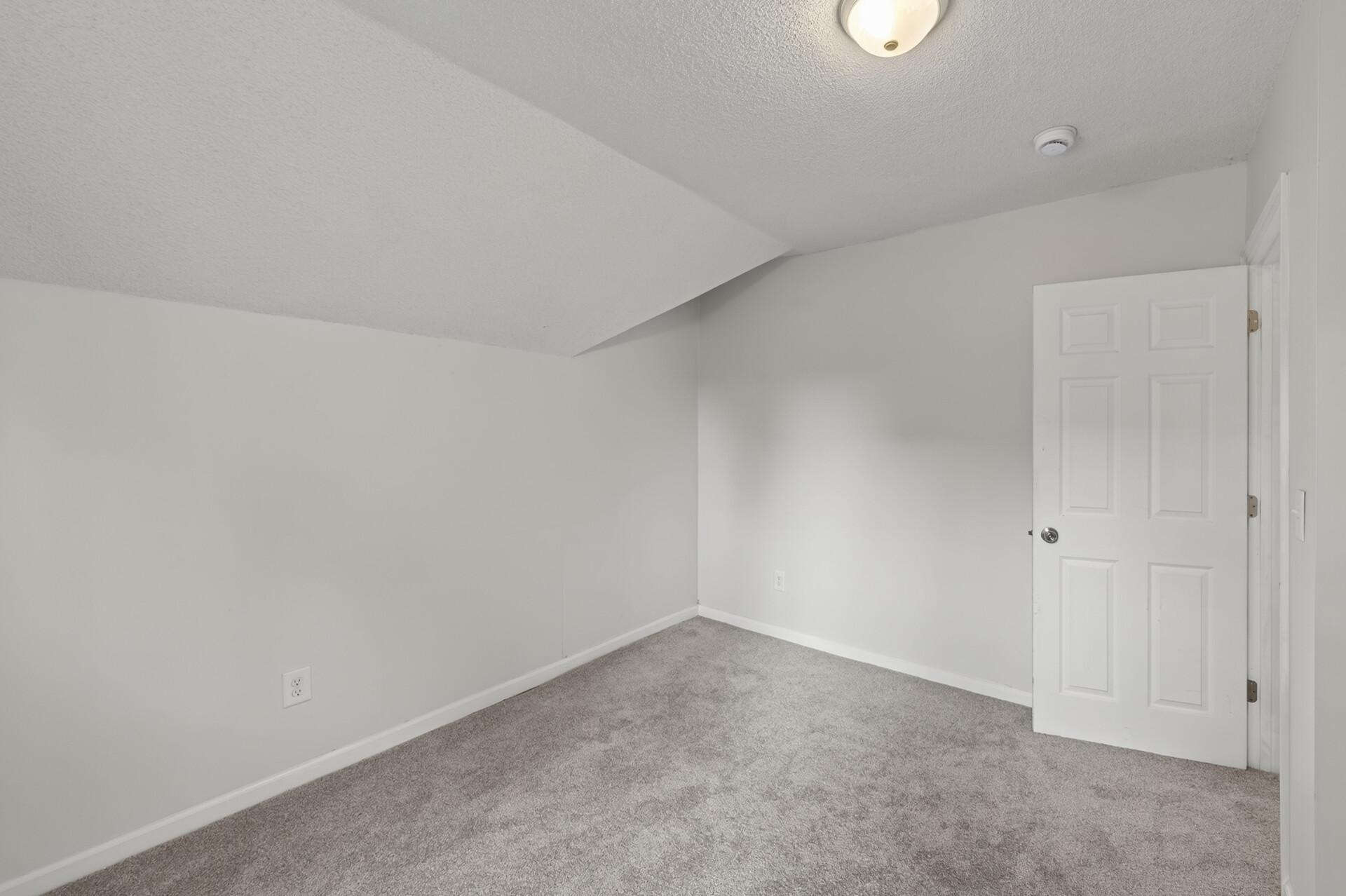 663 Smith Avenue S Property Photo 33