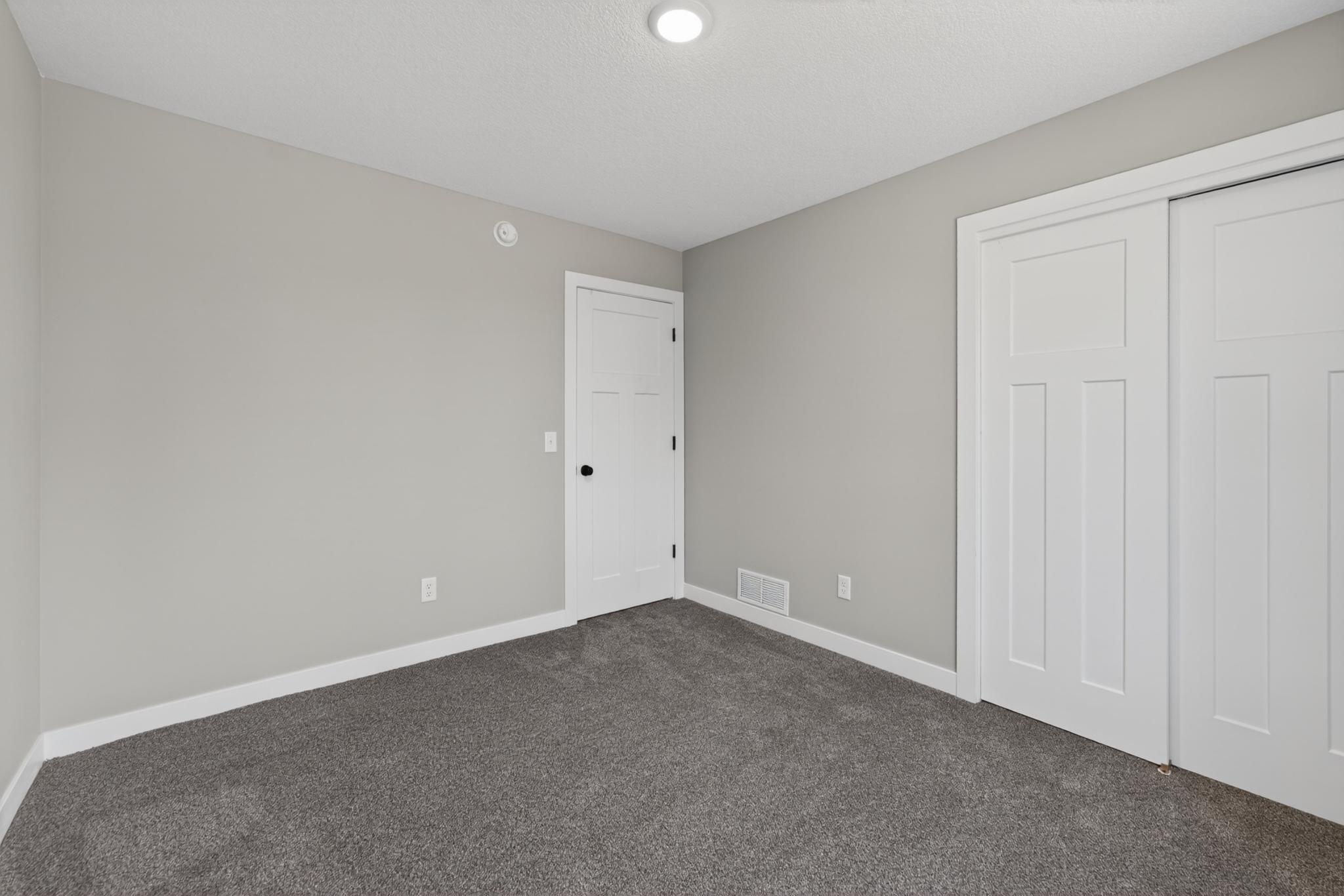 7954 Natalies Way Property Photo 11
