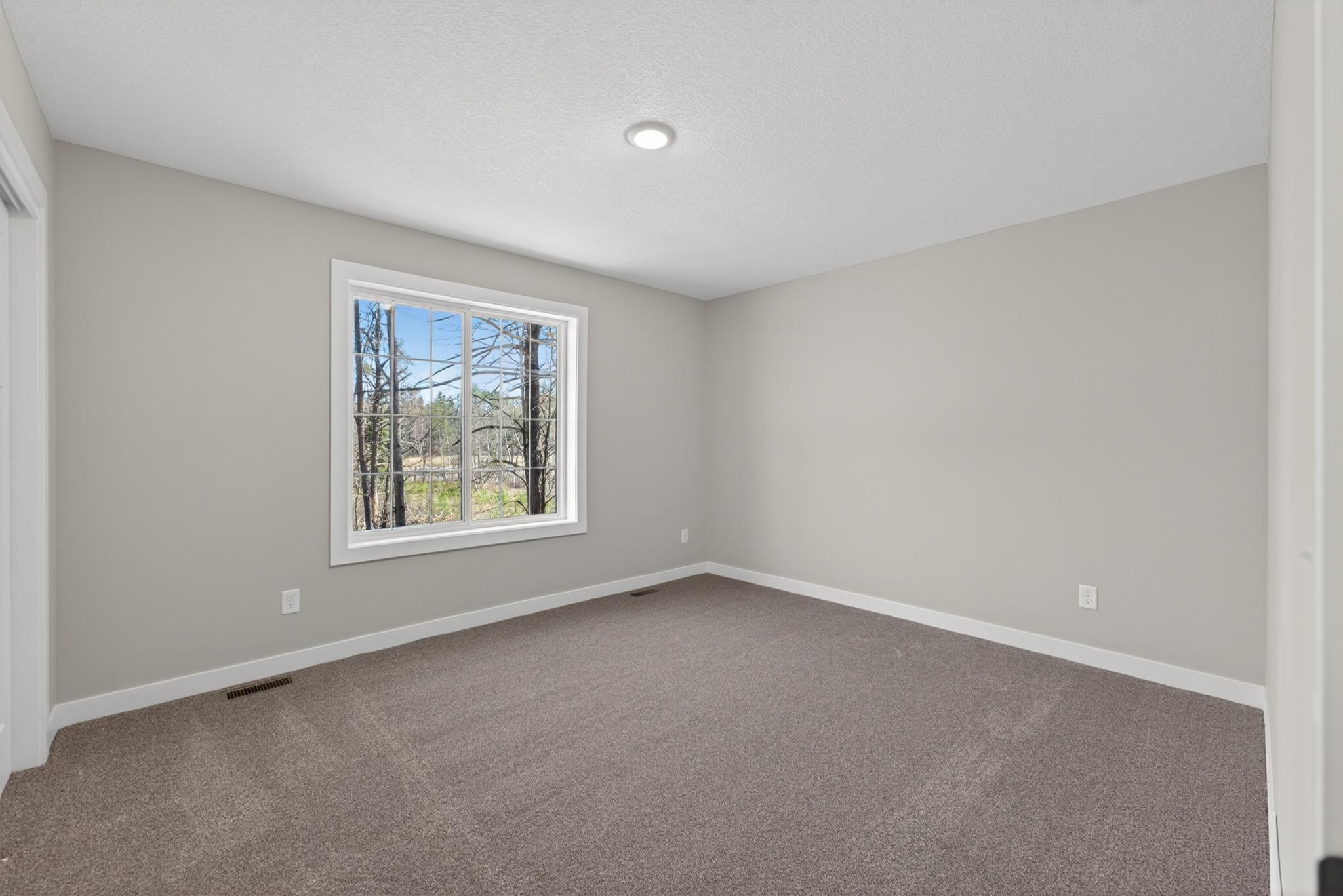 7954 Natalies Way Property Photo 12