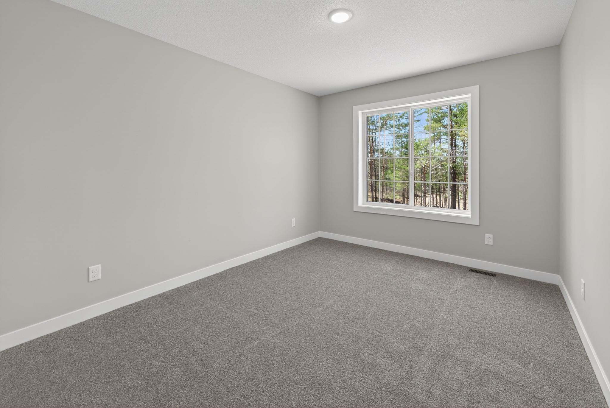7954 Natalies Way Property Photo 14