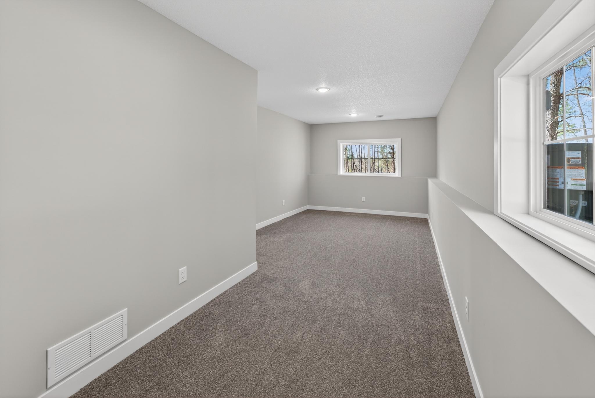 7954 Natalies Way Property Photo 22
