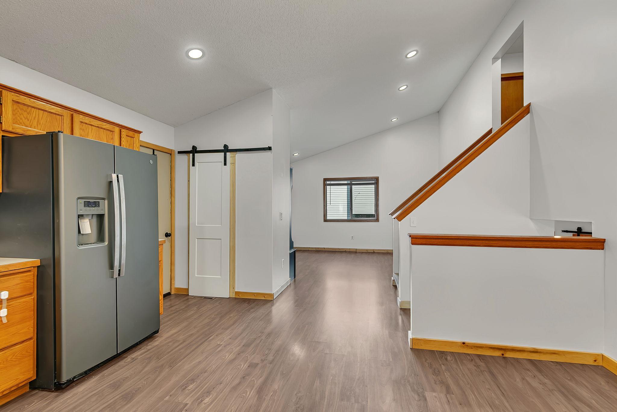 6089 Mill Run Road Property Photo 4