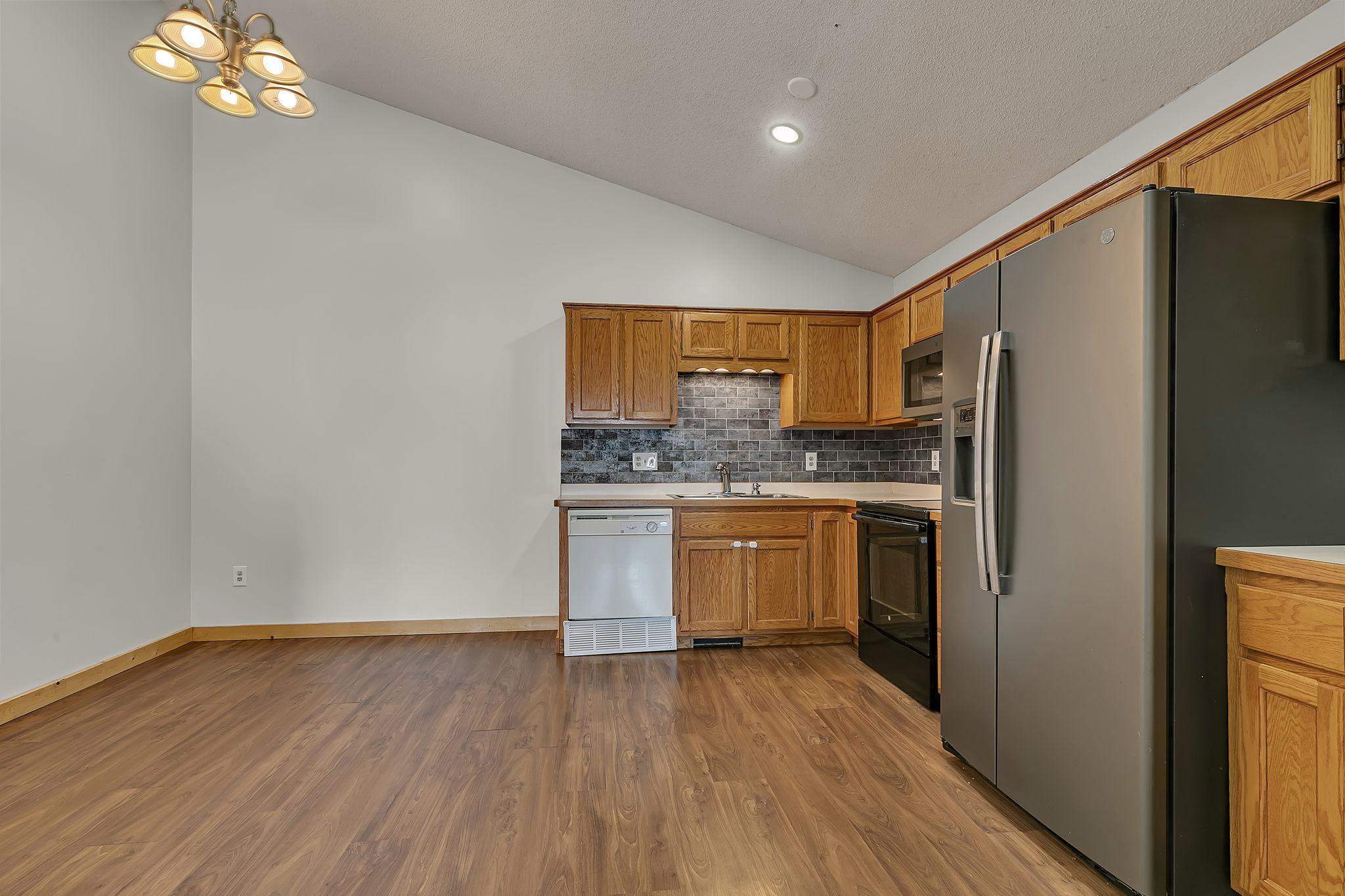 6089 Mill Run Road Property Photo 5
