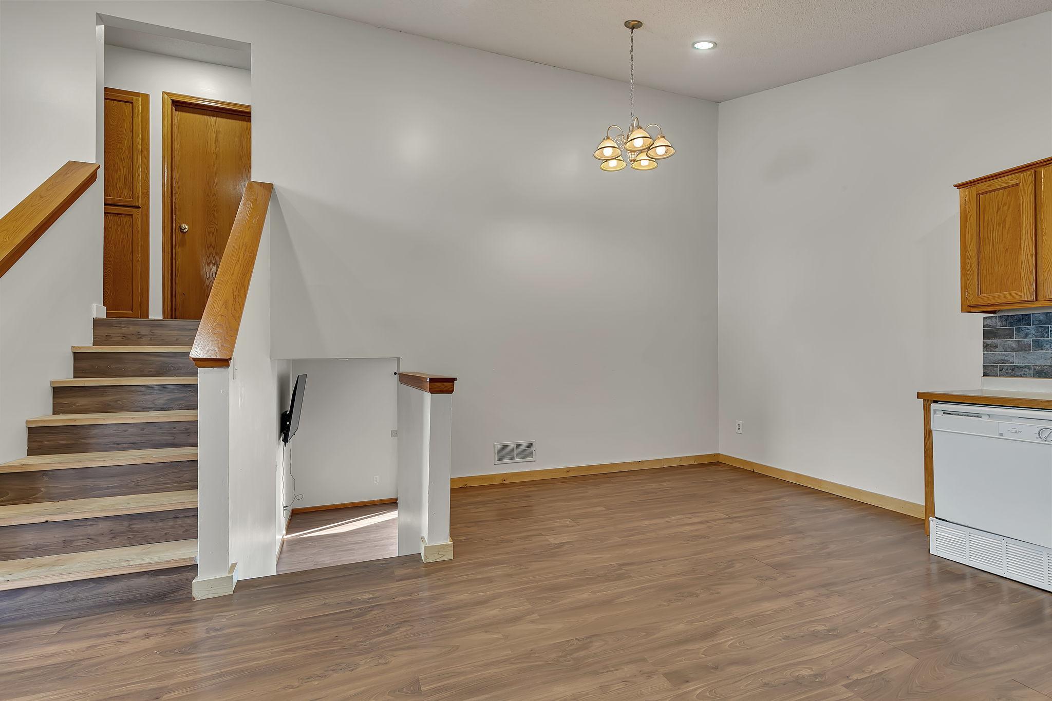 6089 Mill Run Road Property Photo 8
