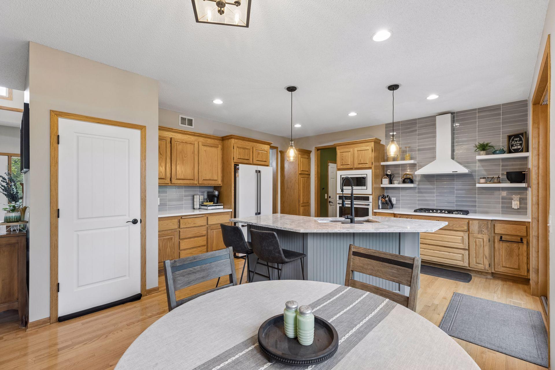 6402 Langer Lane Property Photo 17