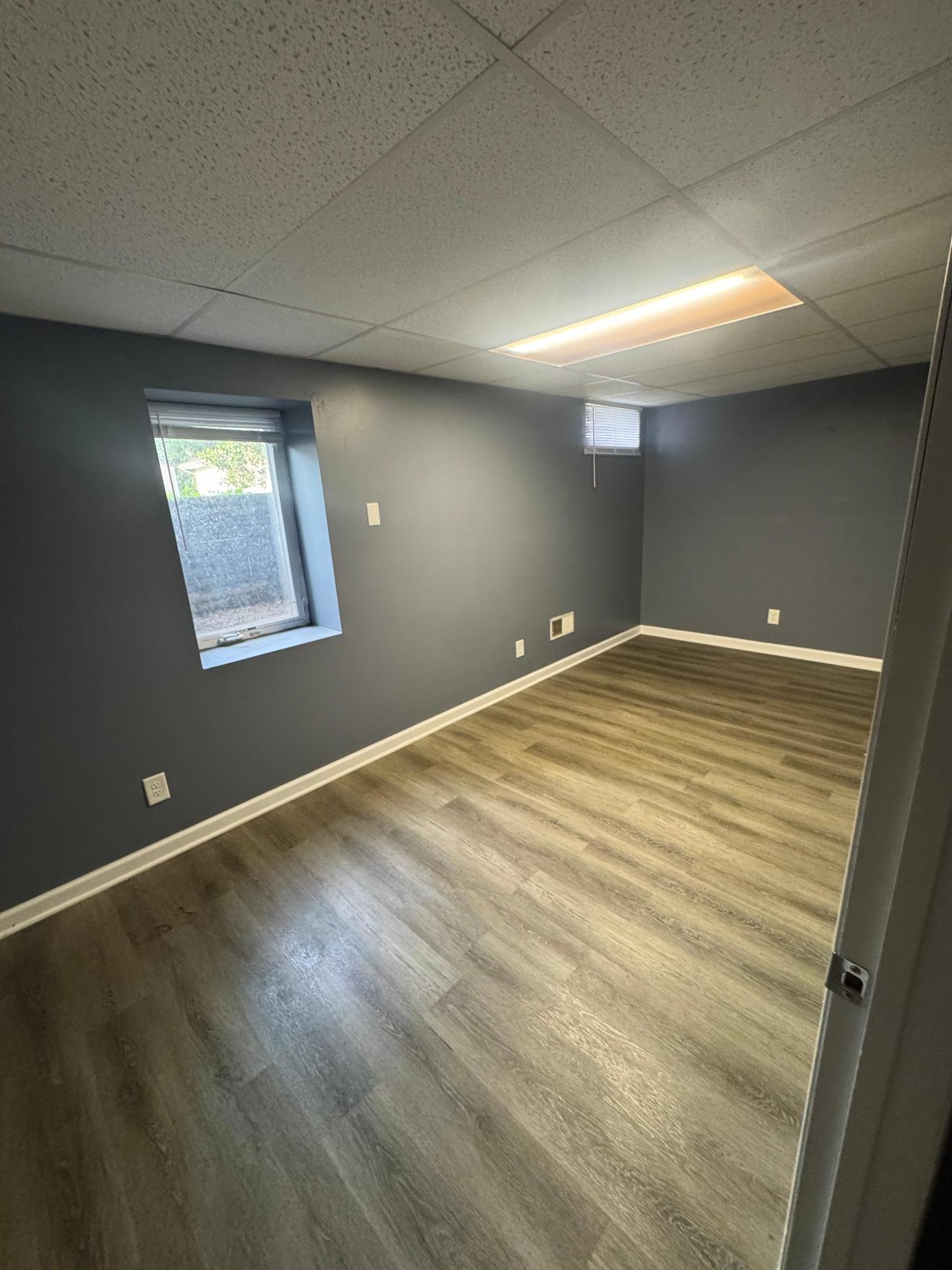 305 Jackson Avenue N Property Photo 5