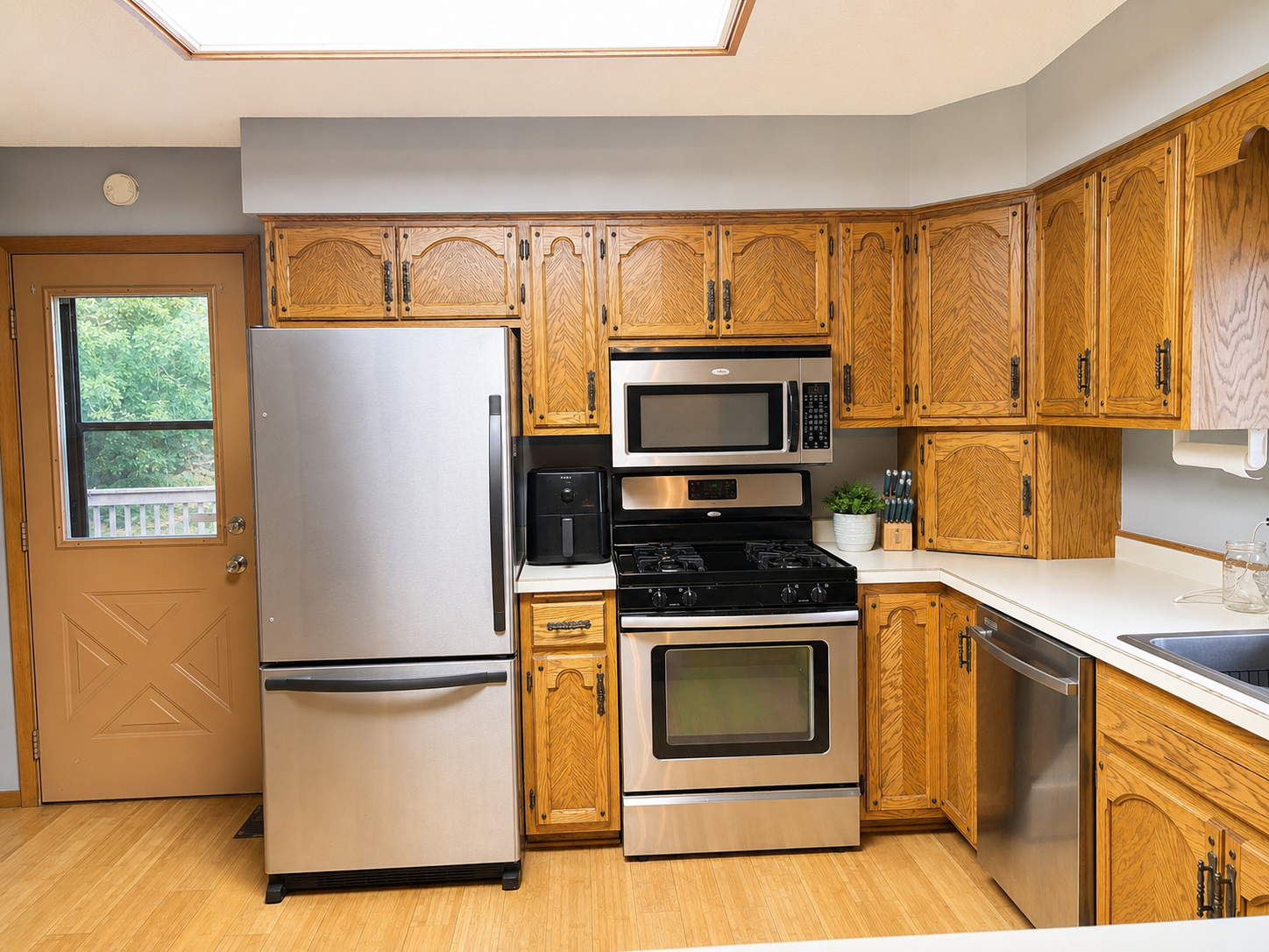 61689 Leaf River Road Property Photo 6