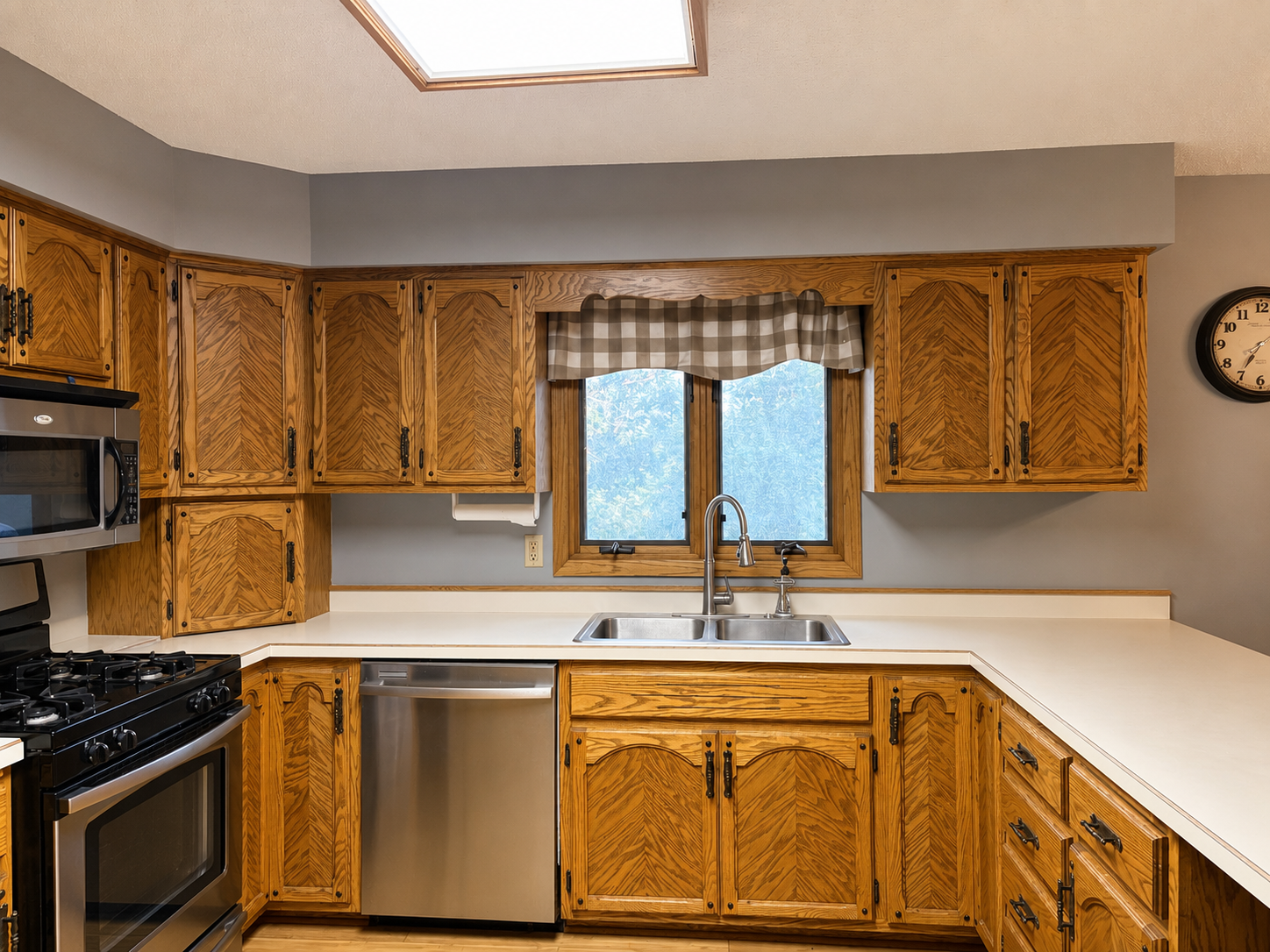 61689 Leaf River Road Property Photo 7
