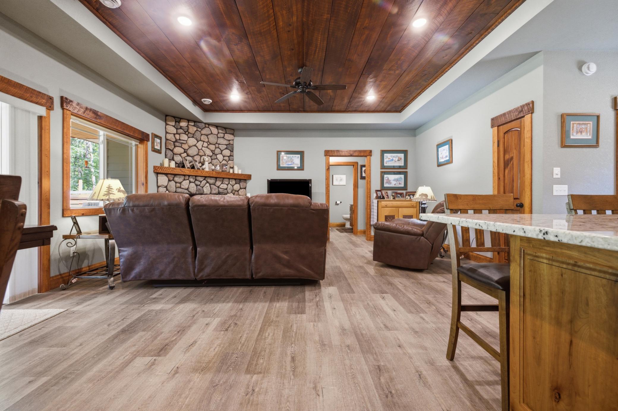 8356 Flower Trail Property Photo 11